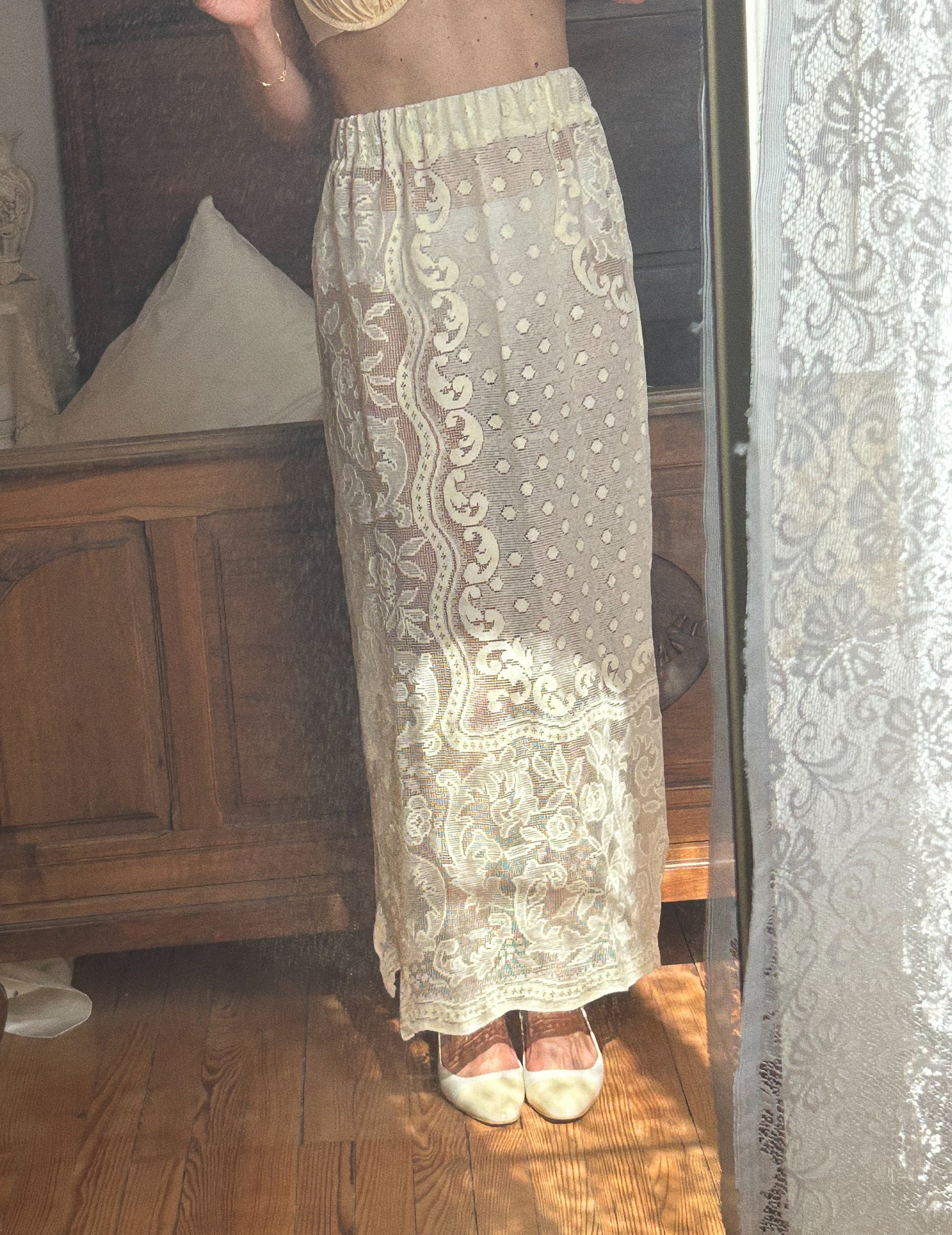 FOR LOVE OF THE MOON X CHLOE SKIRT IN VANILLE