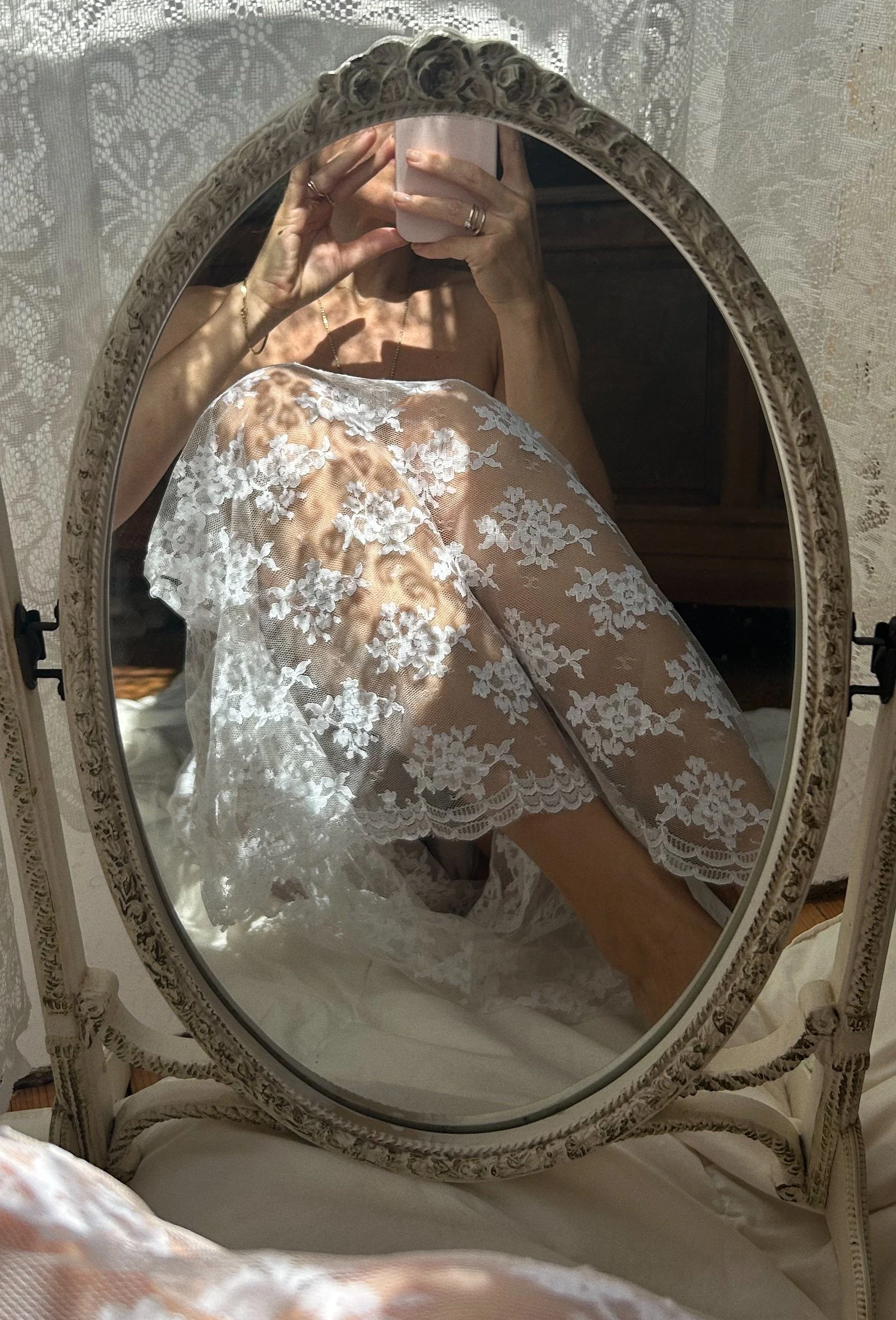 FOR LOVE OF THE MOON X CHLOE SKIRT IN AMELIE