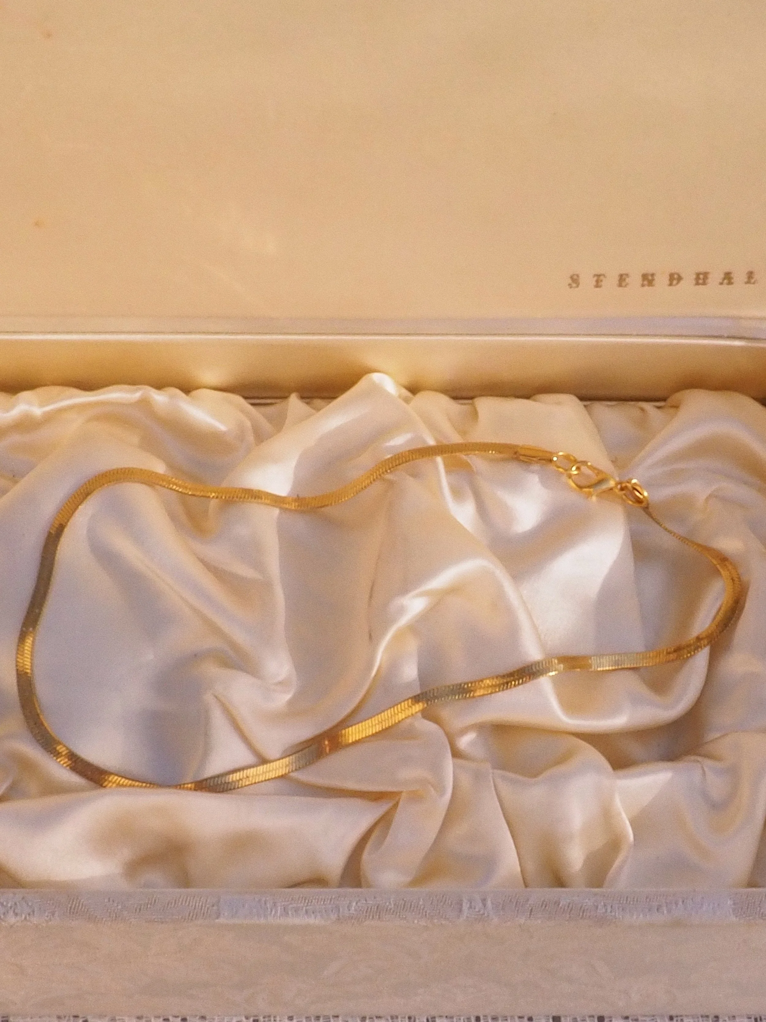 LILY VINTAGE NECKLACE