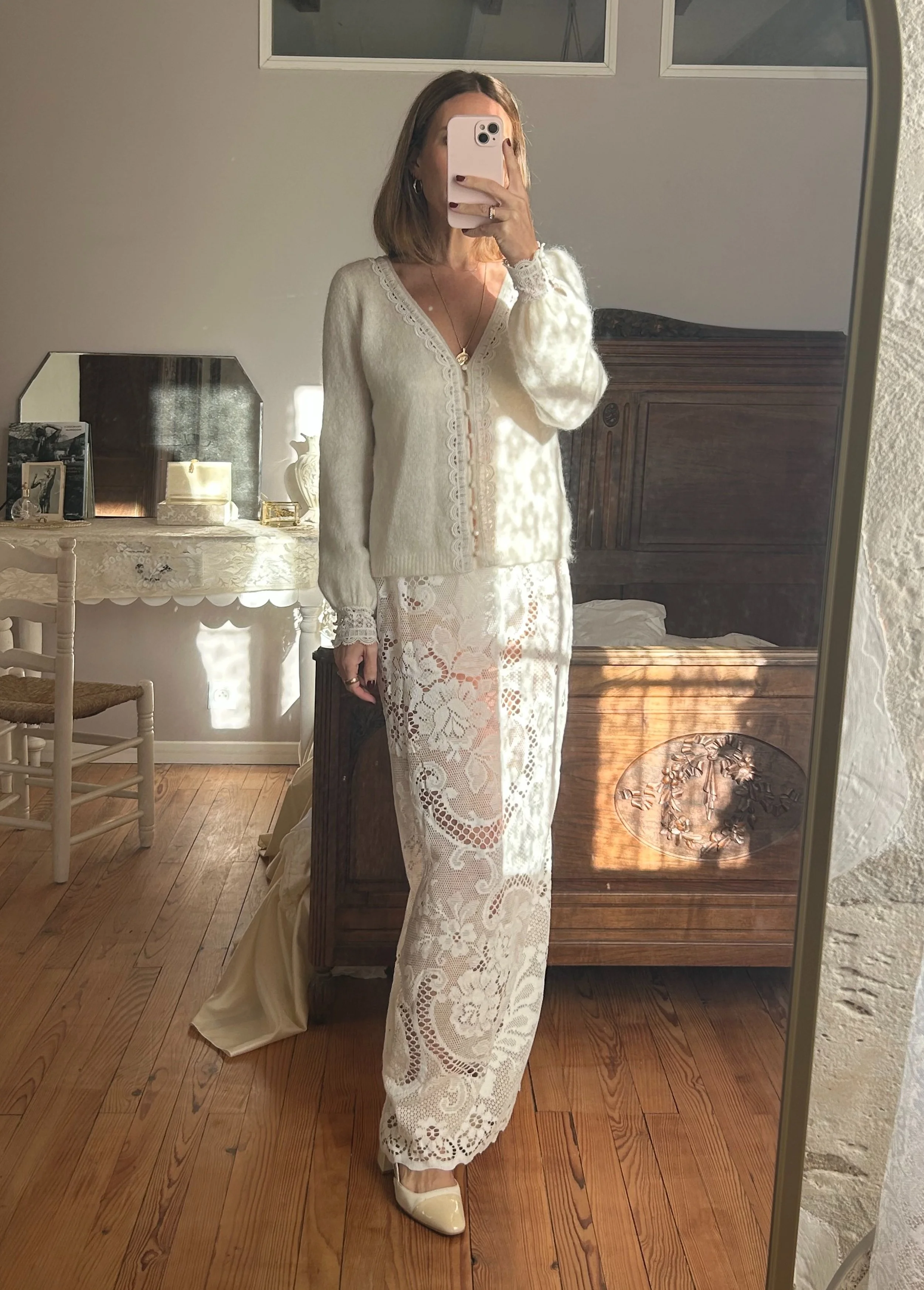 FOR LOVE OF THE MOON X CHLOE SKIRT IN JARDIN LACE