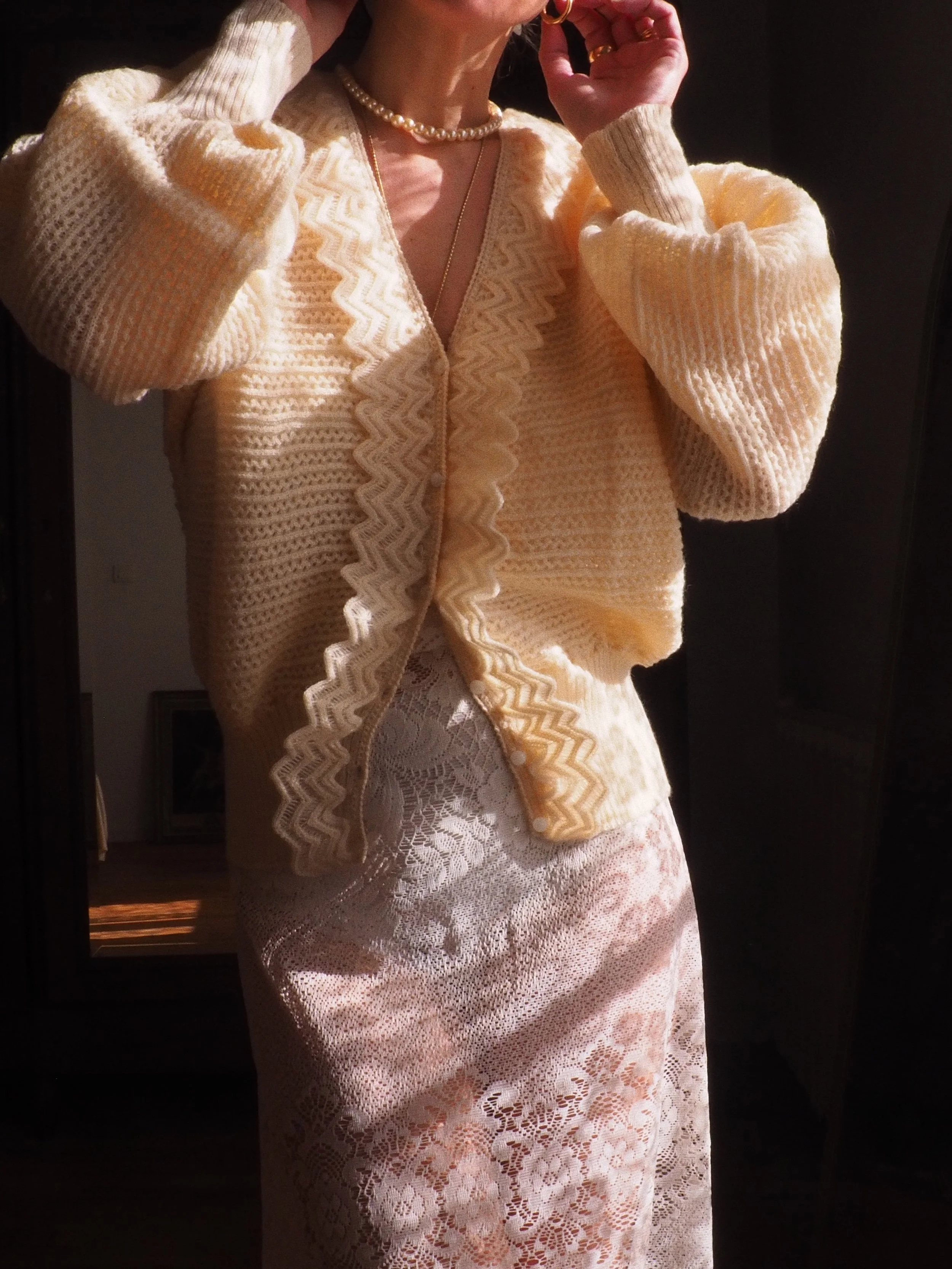 VANILLA VINTAGE CARDIGAN
