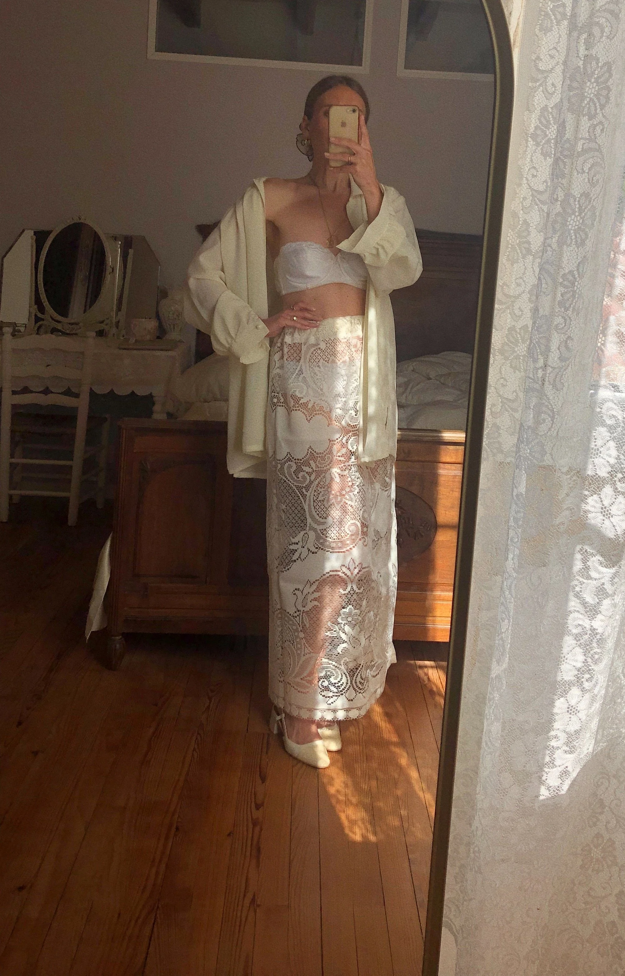 FOR LOVE OF THE MOON X CHLOE SKIRT IN JANE