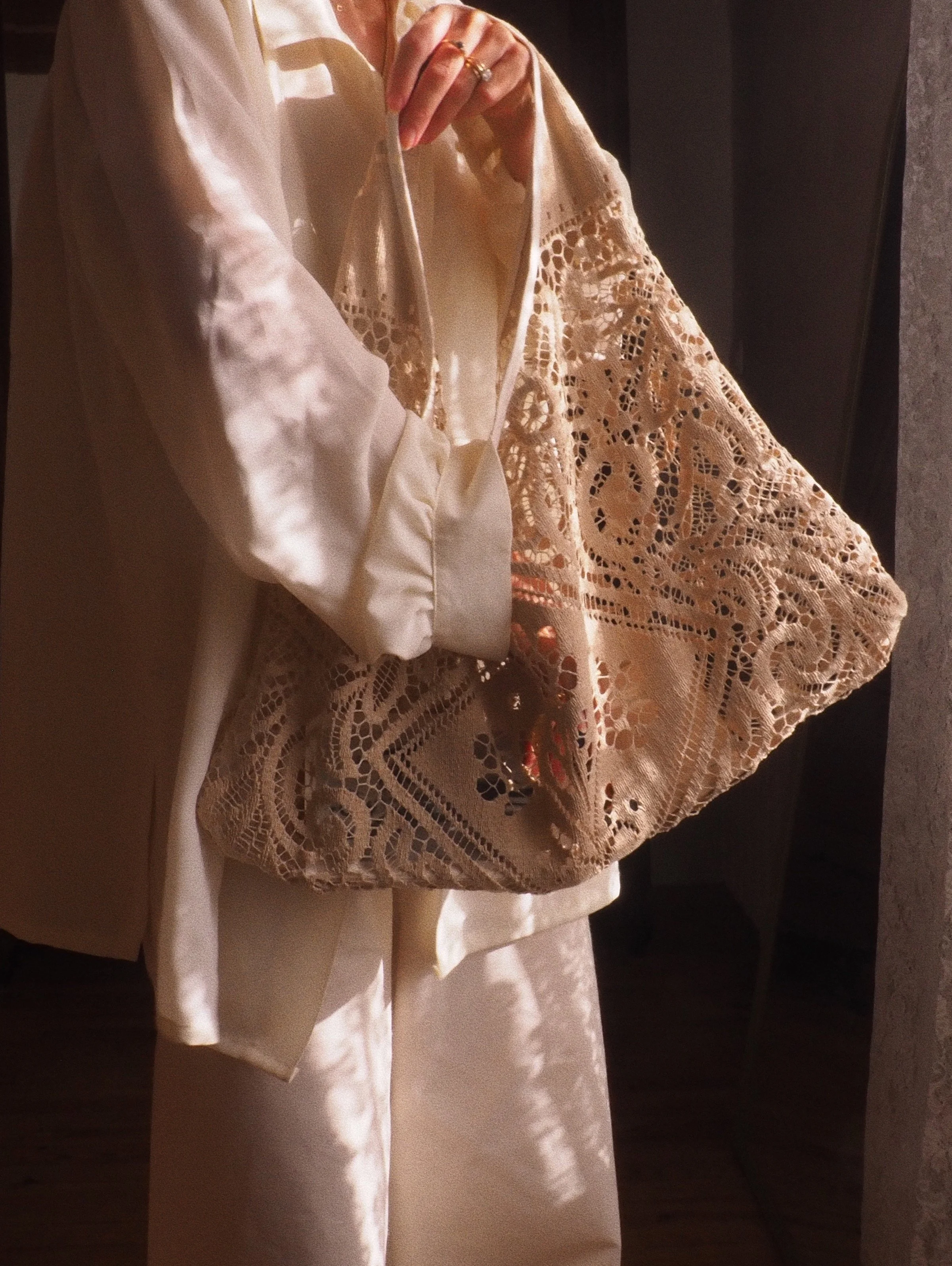 FOR LOVE OF THE MOON X FLORA BAG IN NUTMEG