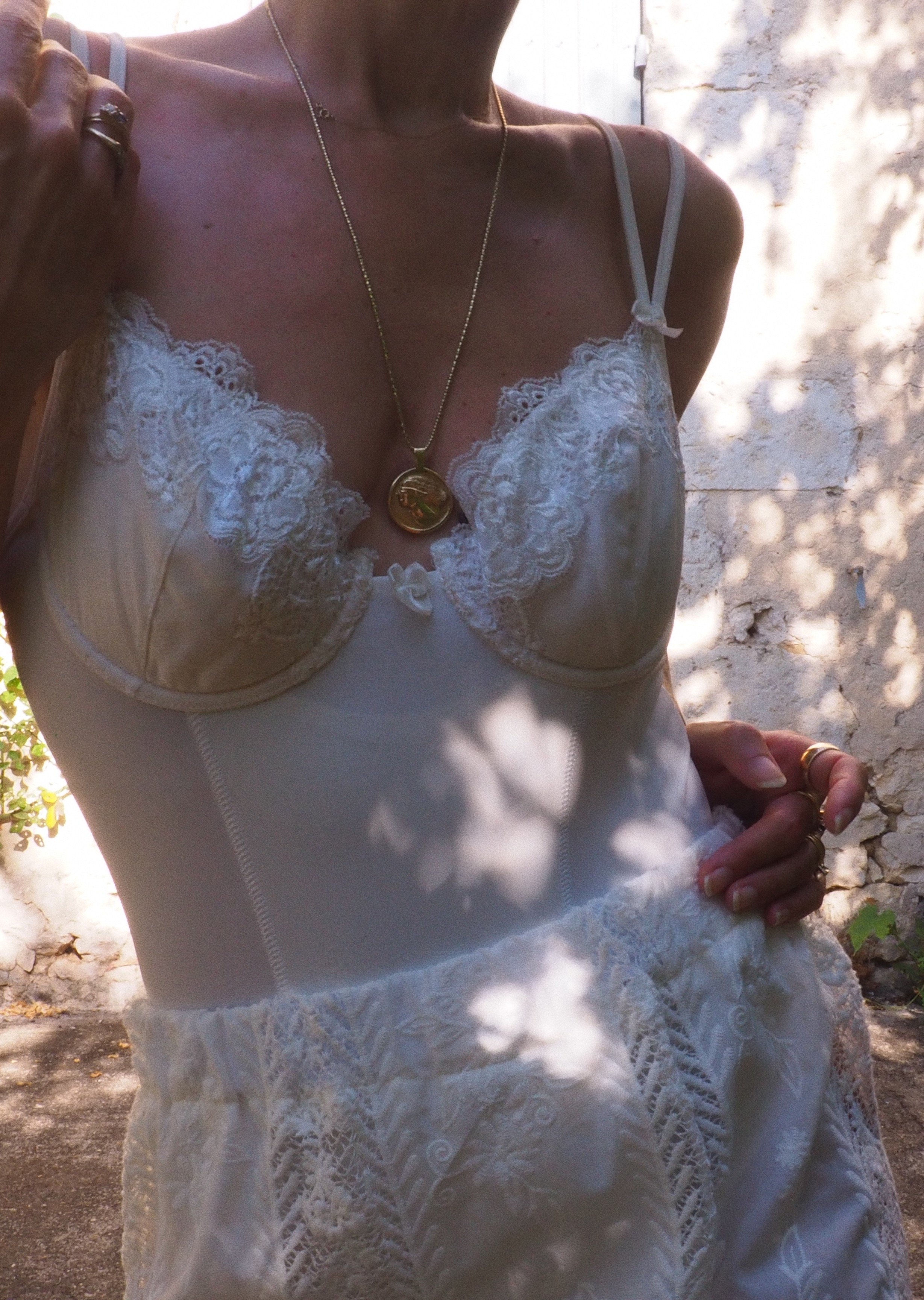 DOVE VINTAGE BODYSUIT