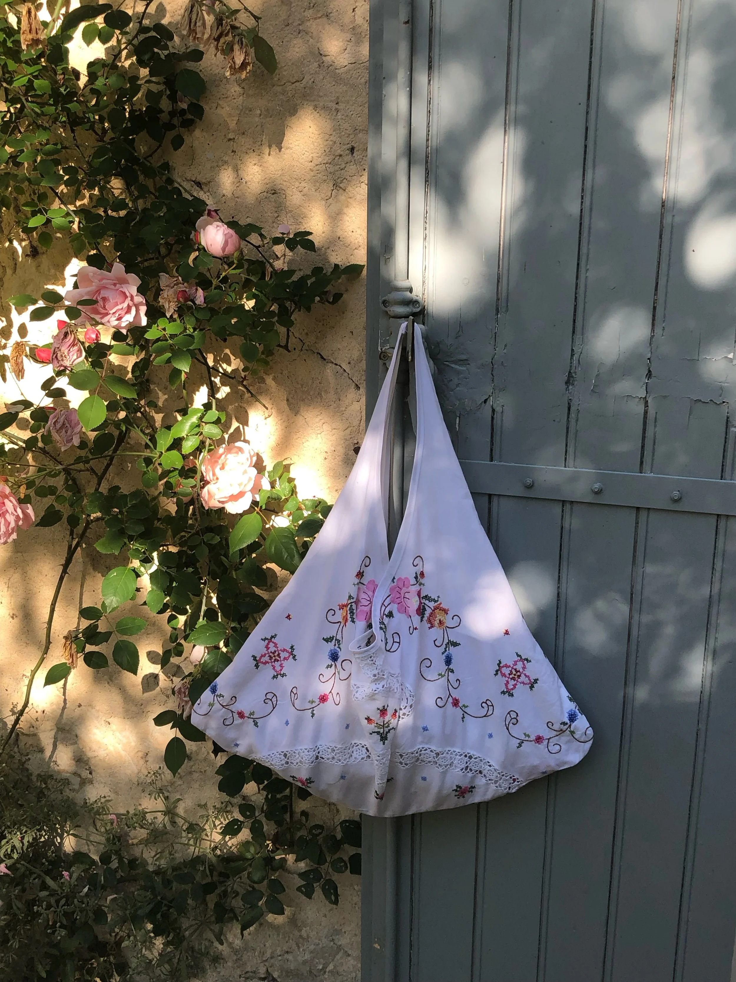 FOR LOVE OF THE MOON X FLORA BAG IN PENELOPE