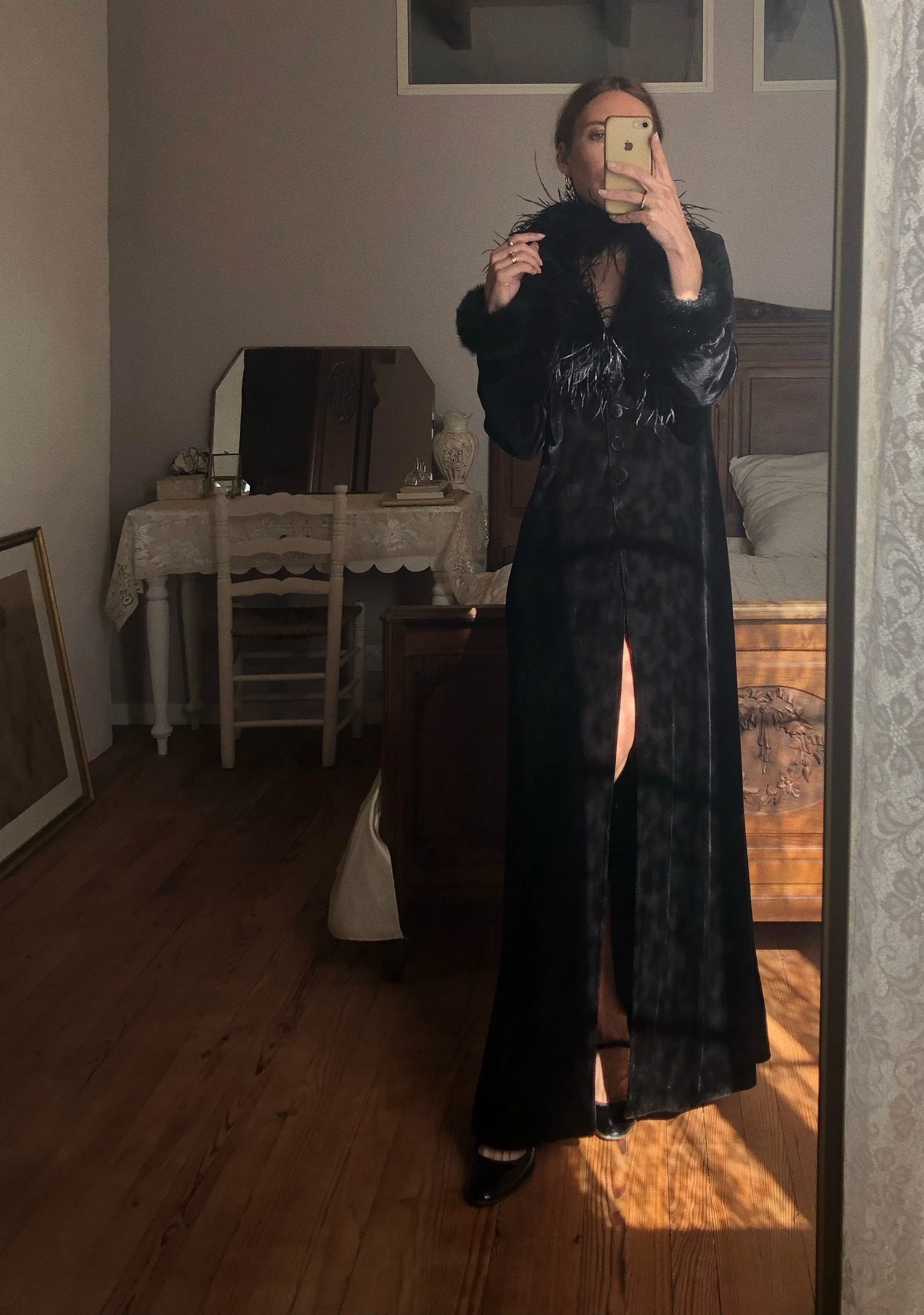 NOIR VINTAGE VELVET JACKET