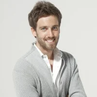 Julien-200x300.jpg