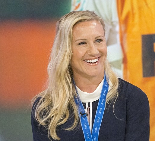 Laura Bassett.jpg