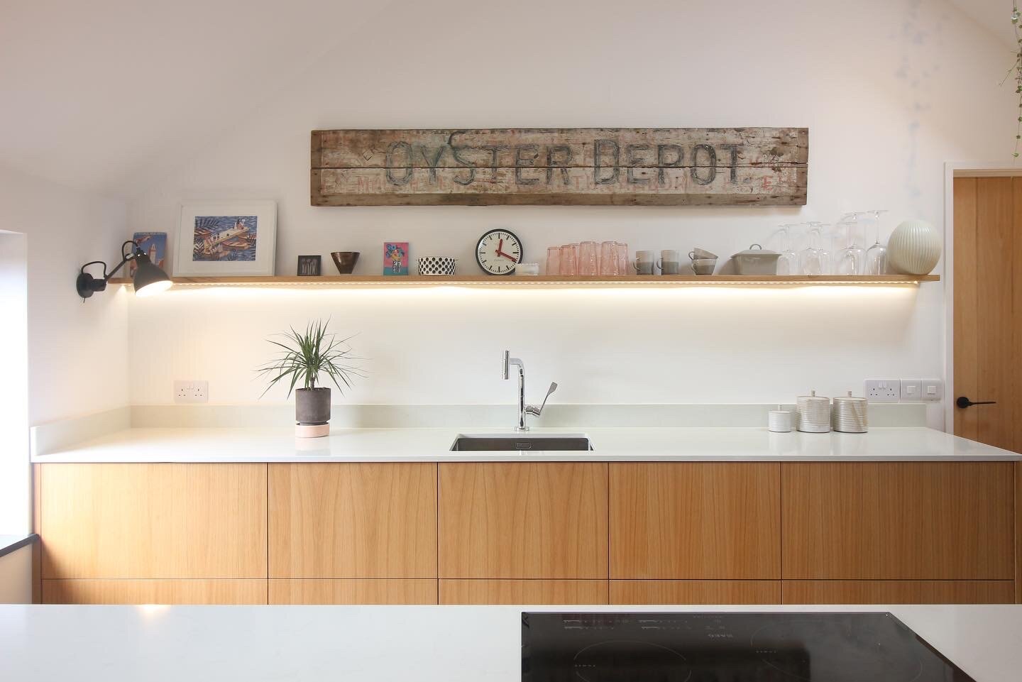 OYSTER DEPOT, CONSTANTINE