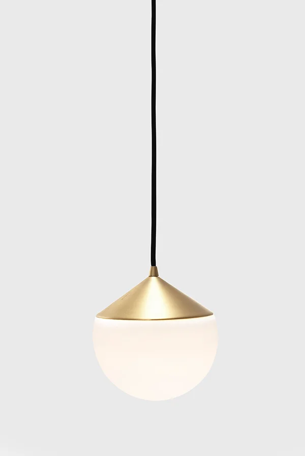 GW_tombo pendant lamp_detail_brass.jpg