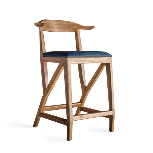 SOSSEGO_AP_Yoko+Counter+Stool_LFNT_Faux+Navy.jpg