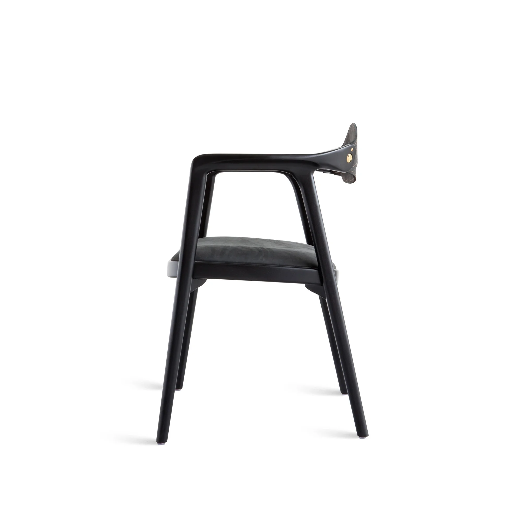SOSSEGO_AP_Angela Armchair_ebanizado_profile.jpg