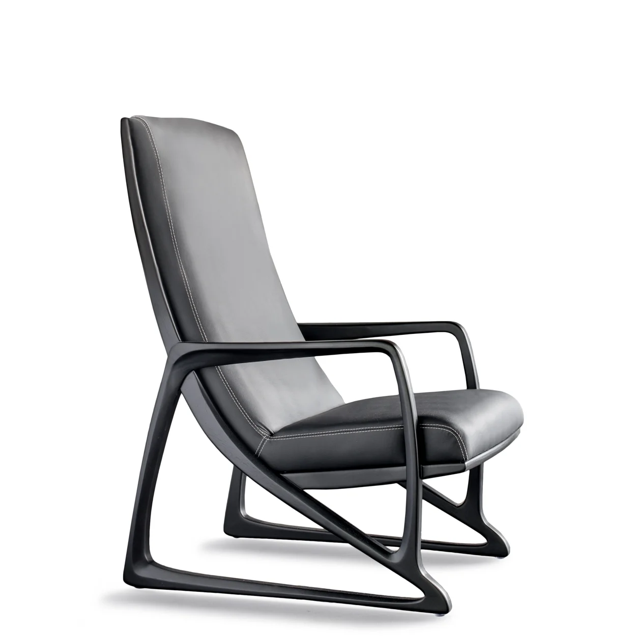 SOSSEGO_AP_Guadalupe Lounge Chair_3_4.jpg