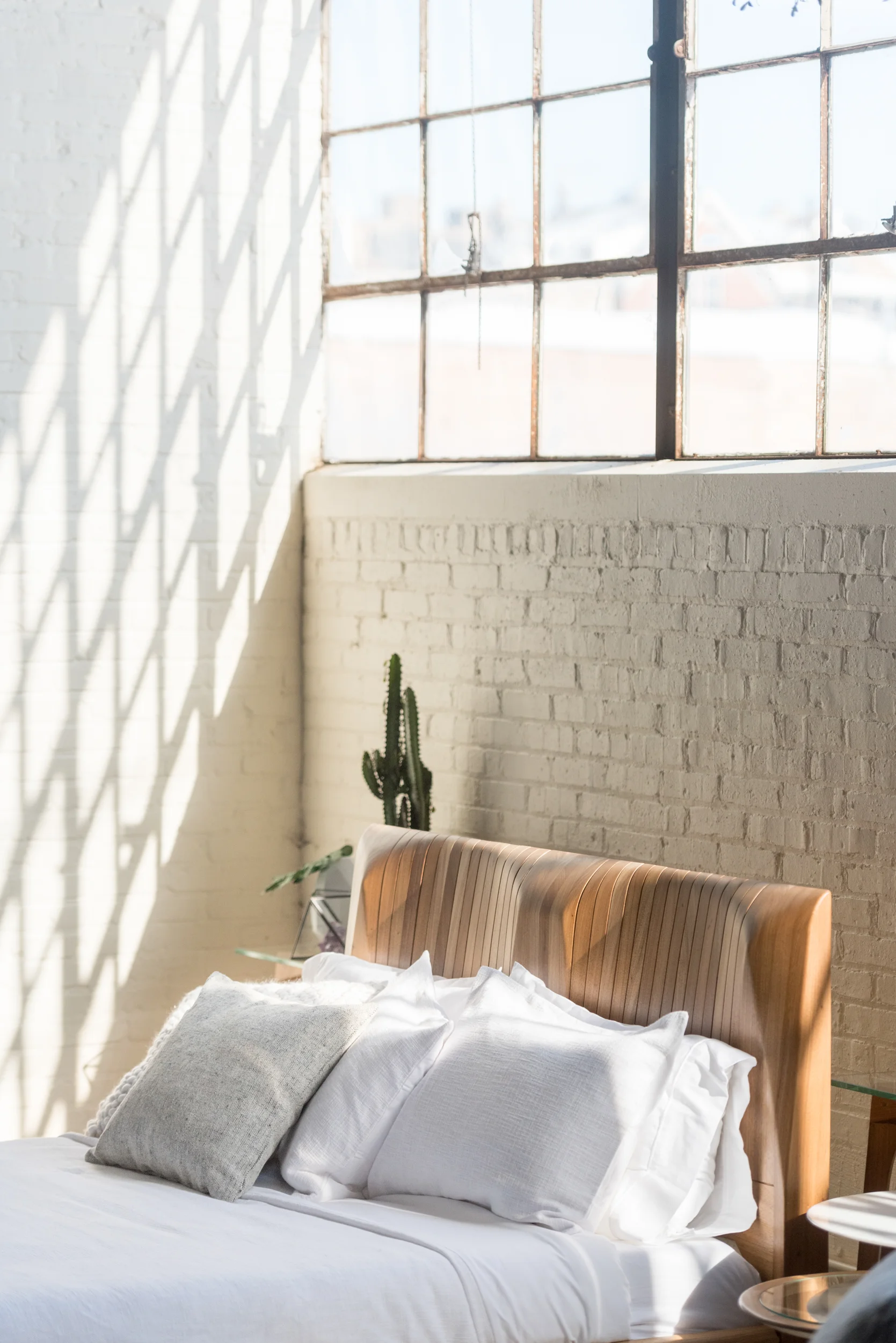 Sossego_TULIPA QUEEN BED.jpg