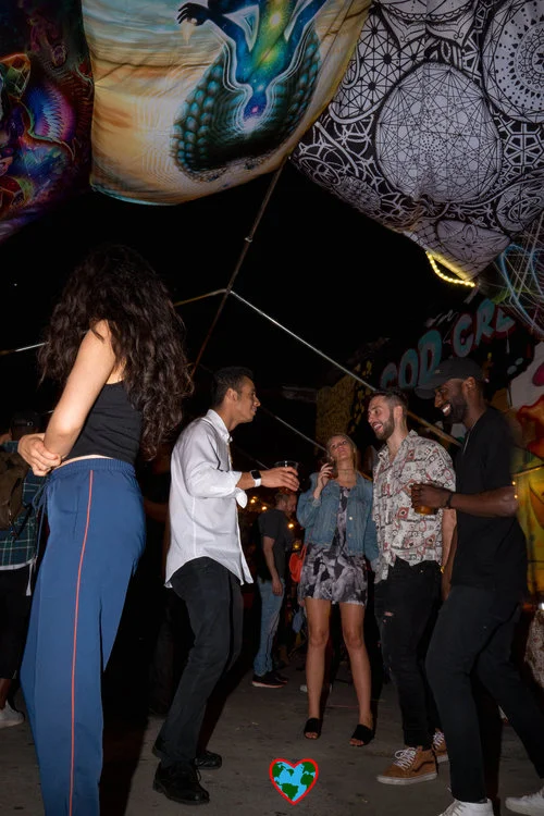 partying-1188382.jpg
