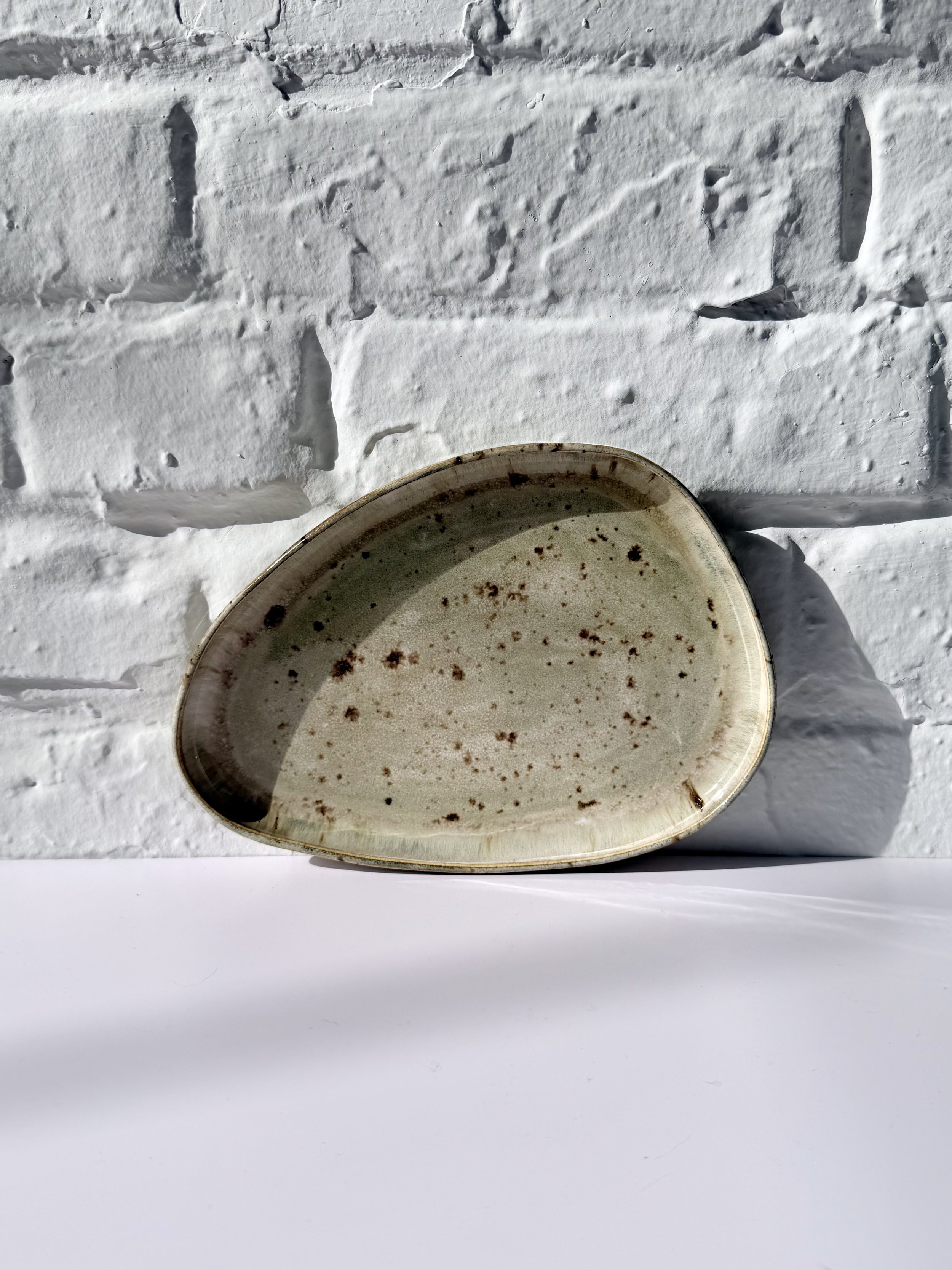 Cloudstone Orbit Platter