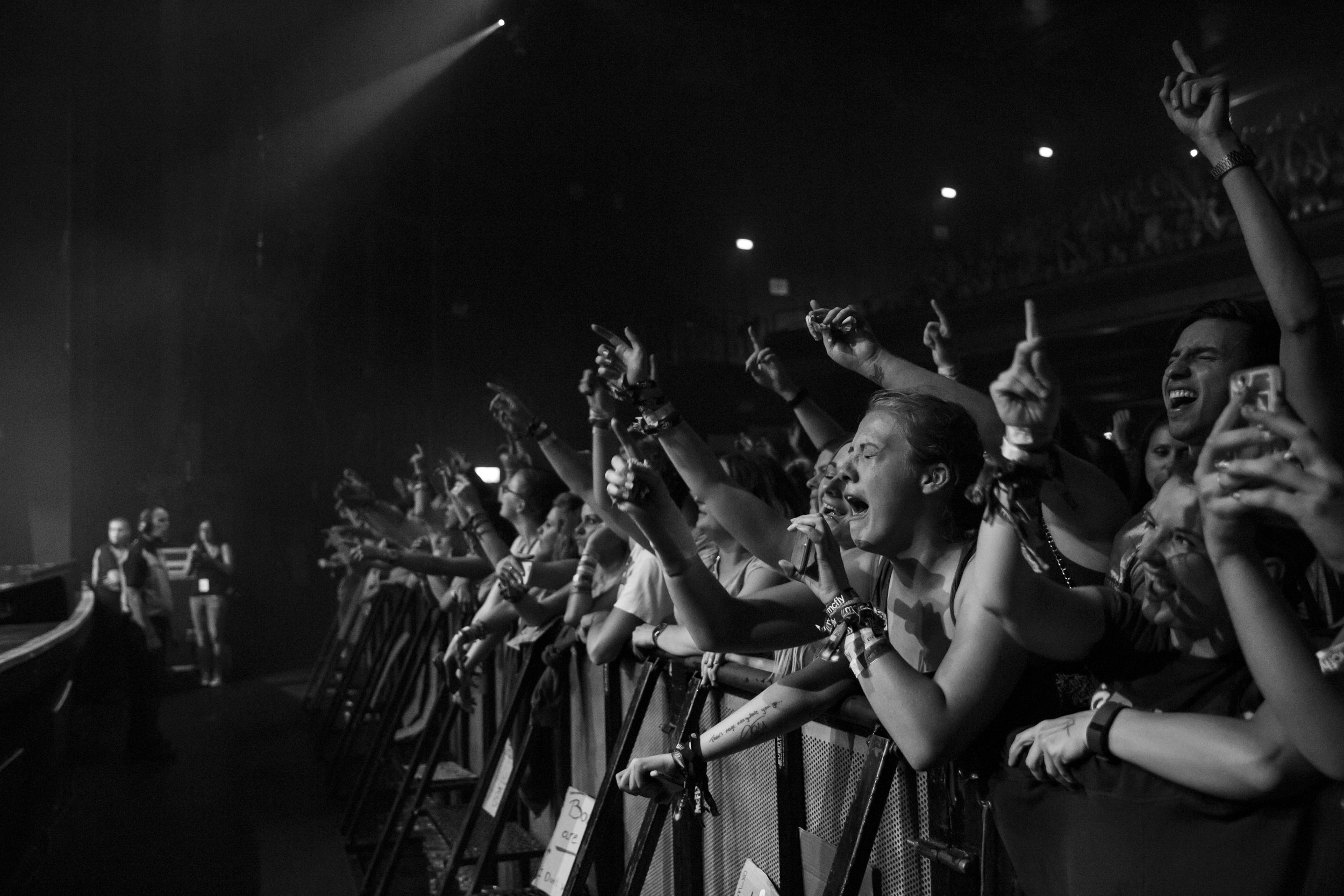 fans crying 1 (page 20).jpg