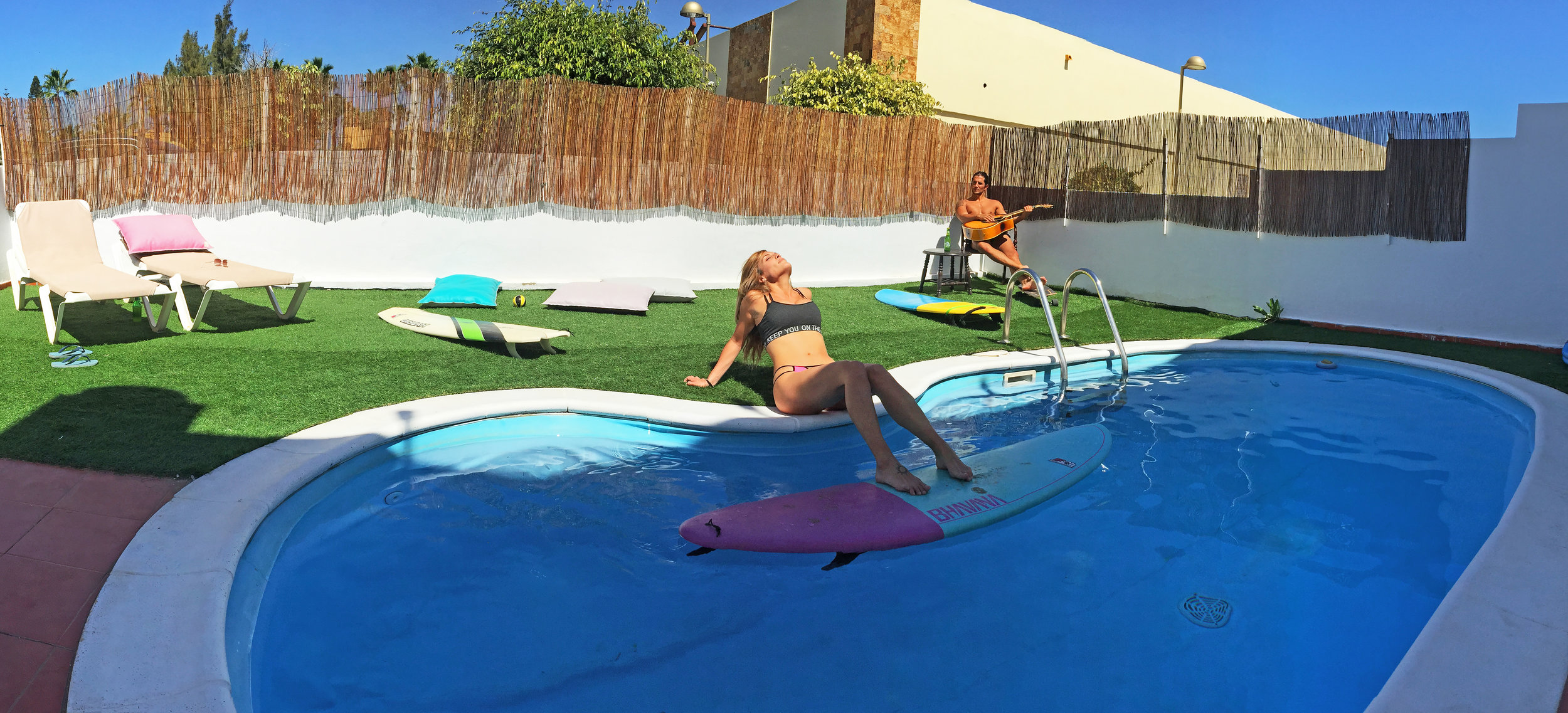 SwimingPool.jpg