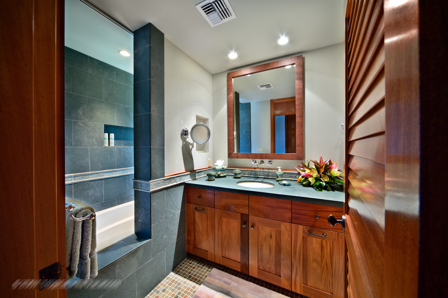 bath200.jpg