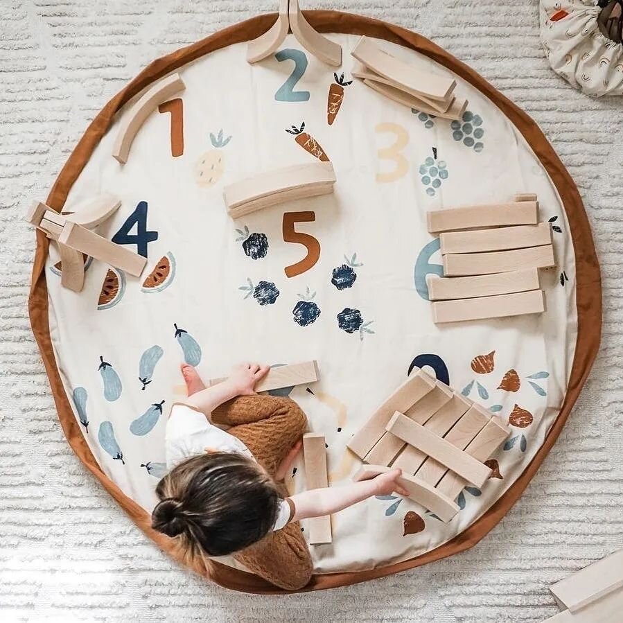 No hay mejor forma de mantener el orden en casa. Son un must!

Reposted from @playandgo.eu Enter our Flatlay Challenge! Show us what&rsquo;s in your storage bag and share those wonderful toys! #playandgoflatlay 

Great photo by @spire.kids practising