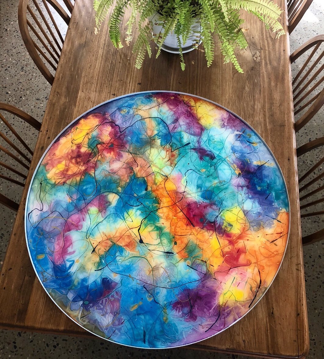&ldquo;SOULFLAKES&rdquo;

Resin Portal  commission!! 
90cm 

Get your very own SoulFlake @ 
www.SoulFlakes.com.au 

Link in bio 😊🎨🖌

#soulflakes #healing #wholeness #love #colour #soulflakesforyou #healingart #intuitiveart #soulflakestudio #mornin
