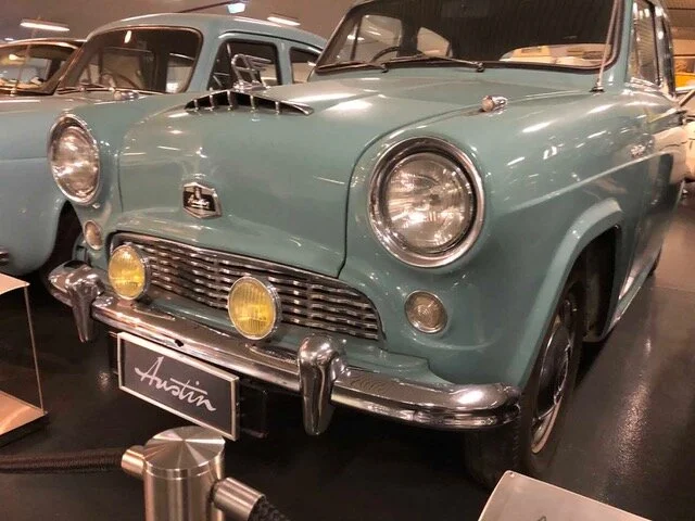 Austin A50 Cambridge keeping a Ford Prefect company.