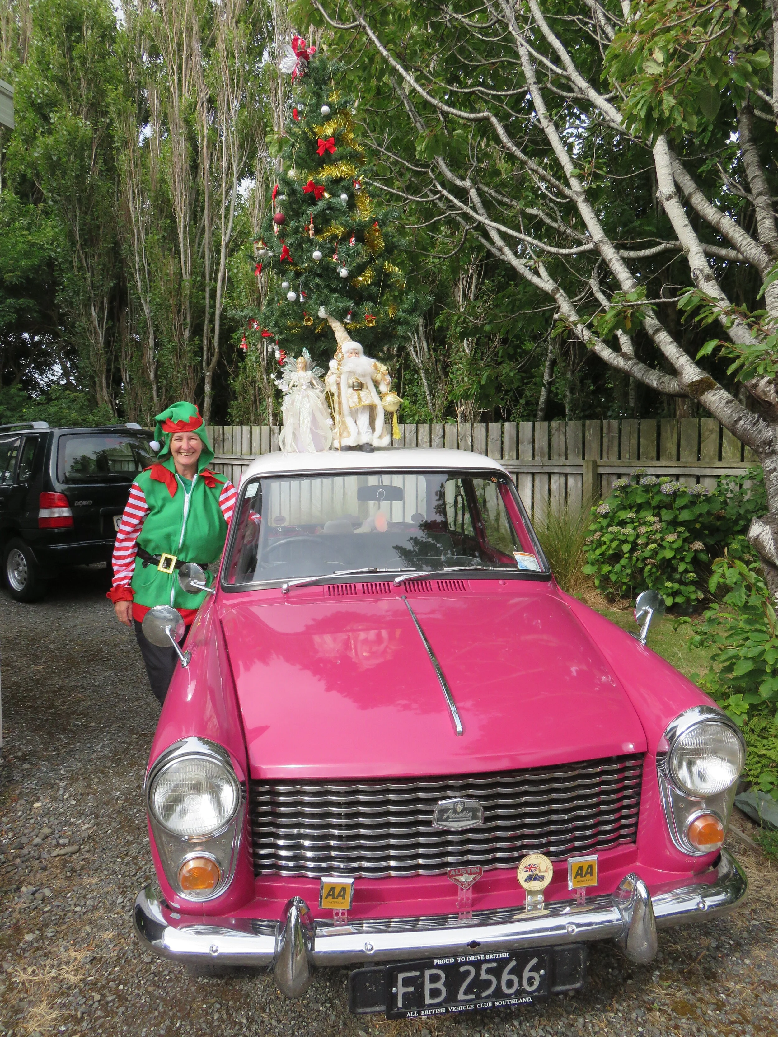 Merry Christmas from across the ditch!