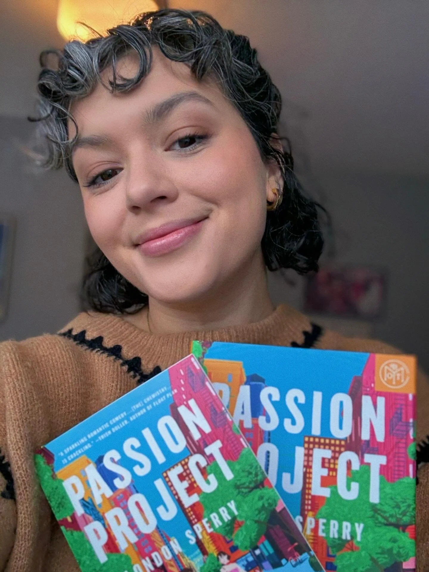 Happy Christmas Eve plus some moments in December 🩵

Wishing everyone warmth, joy, and light this holiday season!!!!!