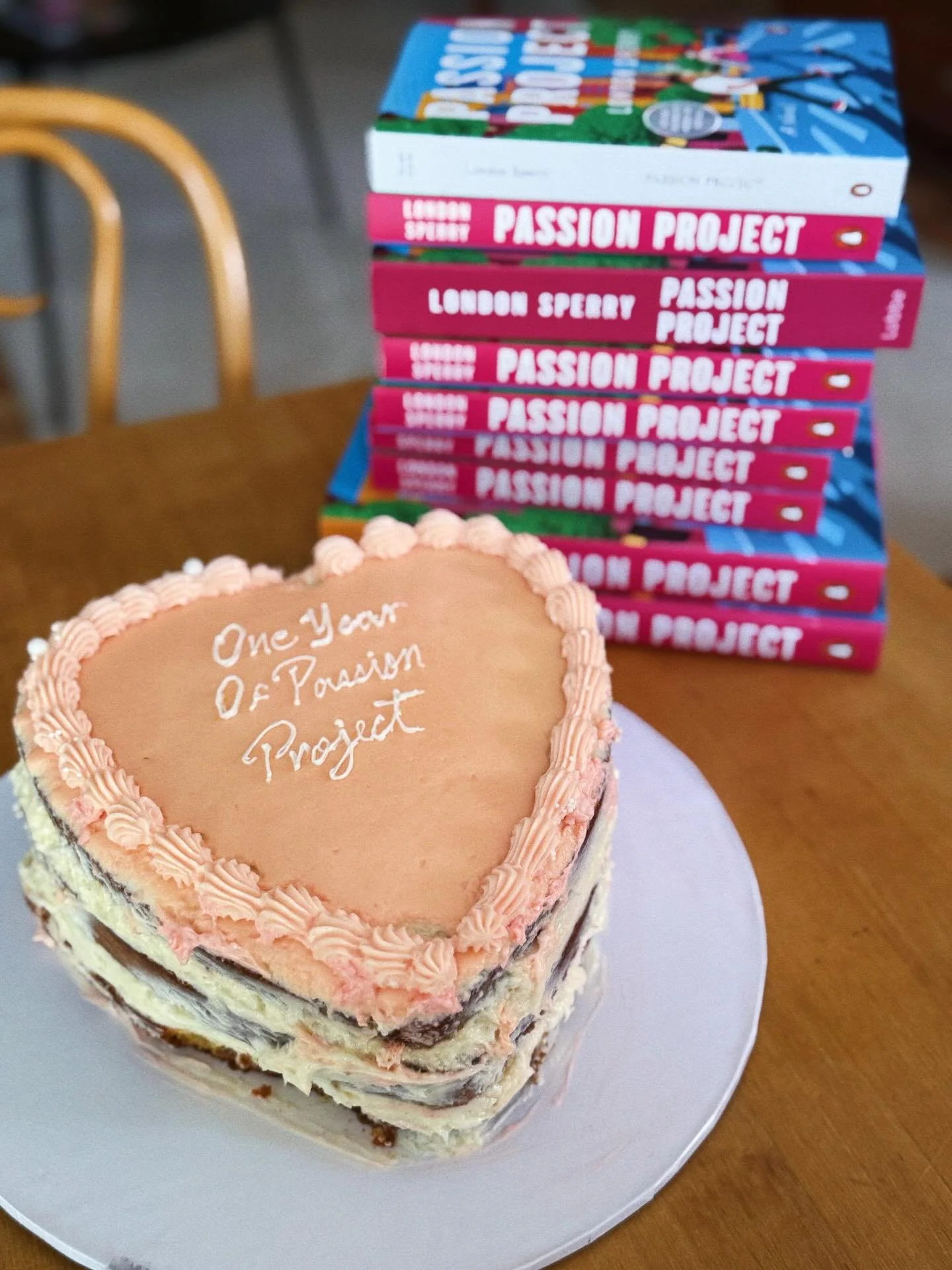 Passion Project is one! 🎂🥳🎊🎈

I can&rsquo;t believe it&rsquo;s been a whole year since Passion Project hit the shelves. One year of Bennet and Henry and Falkor and Fred. Of Sal and Sonya and Jamie and Andy and Theo. Of Sam. 

I love this book. I 