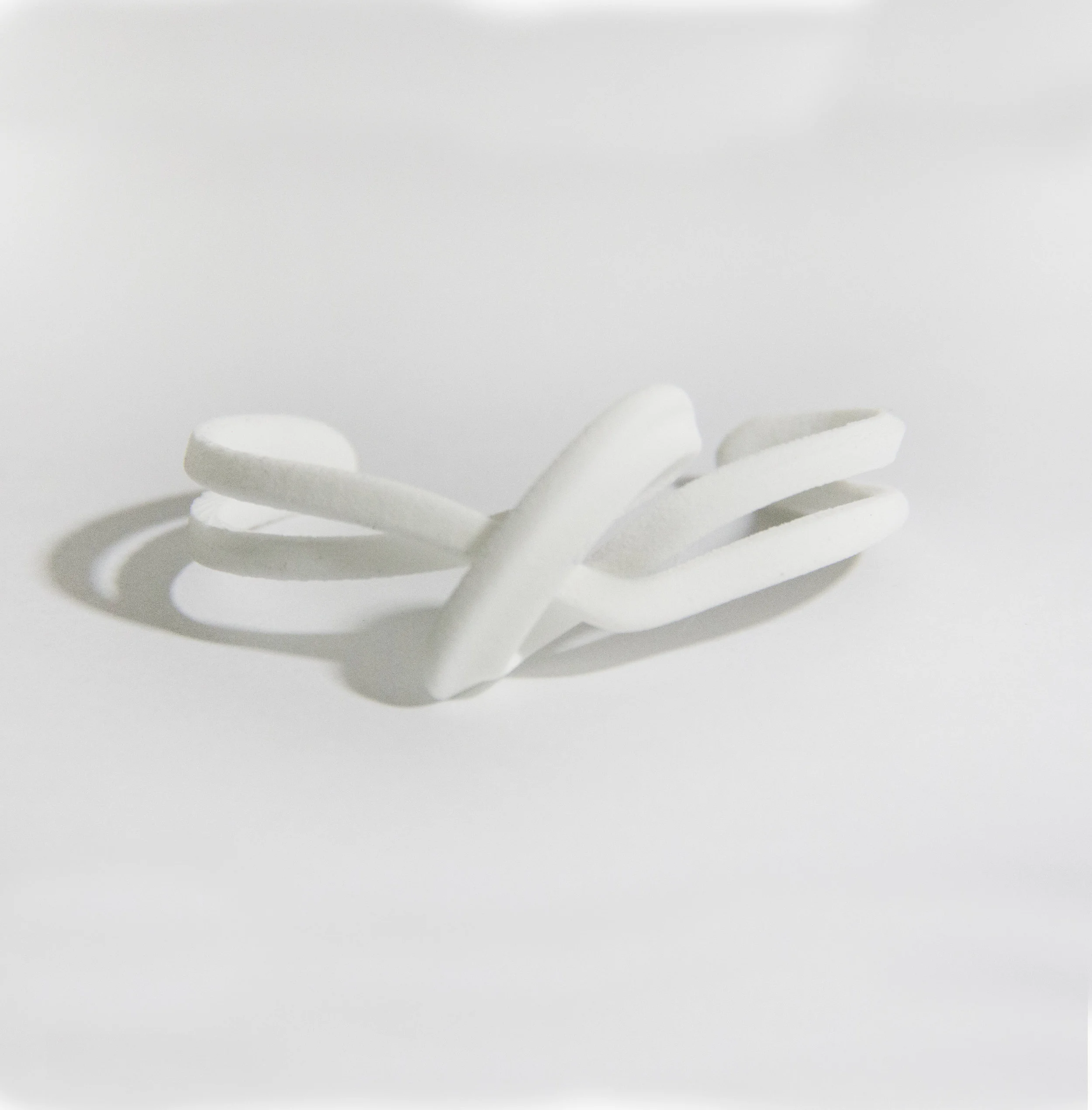 PIEMER_ECOMMERCE_KNOTBRACELET-WHITE.jpg