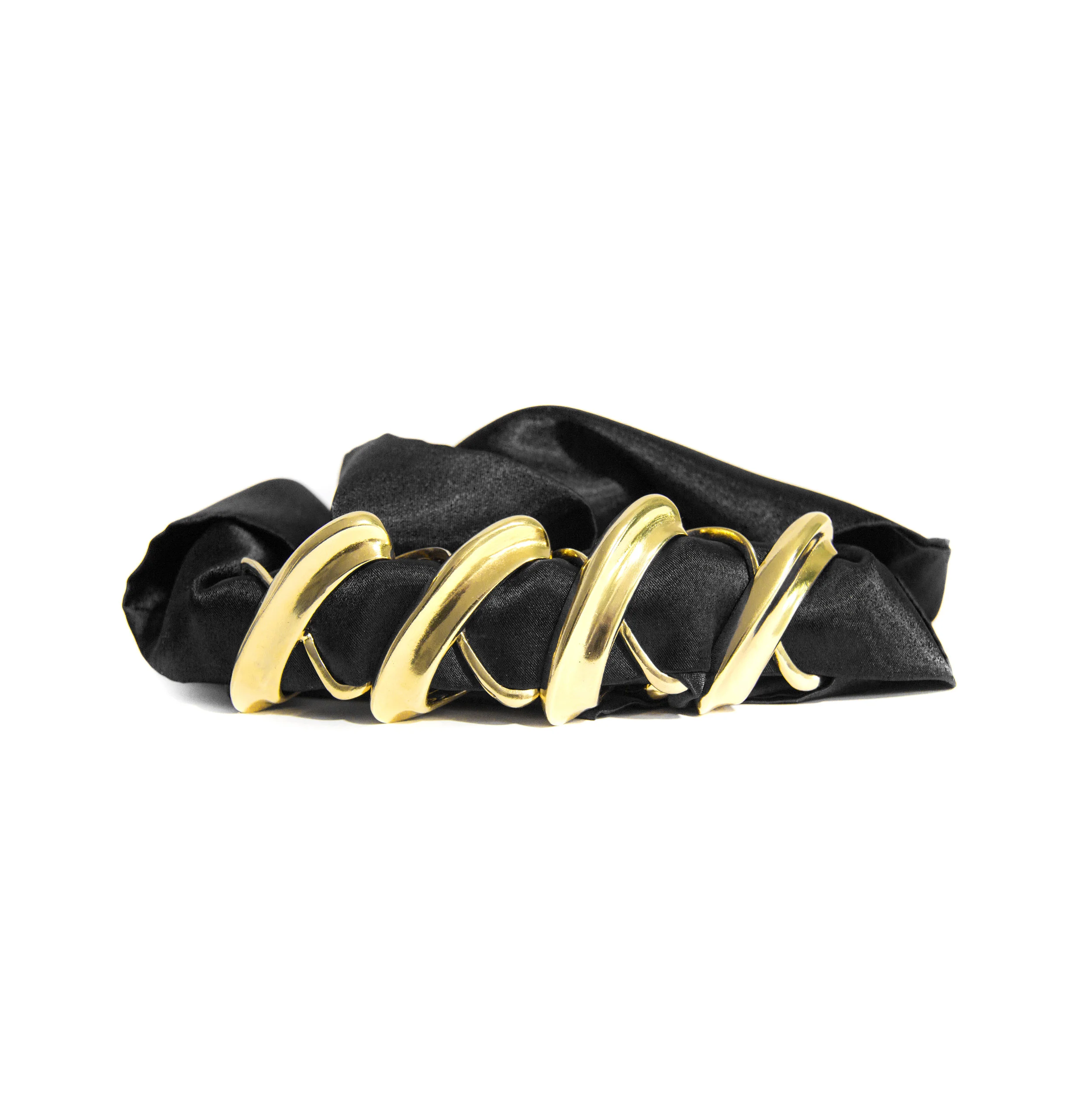 PIEMER_ECOMMERCE_KNOTLOOP-BELT-SCARF_BLACK1_14KGOLD.jpg
