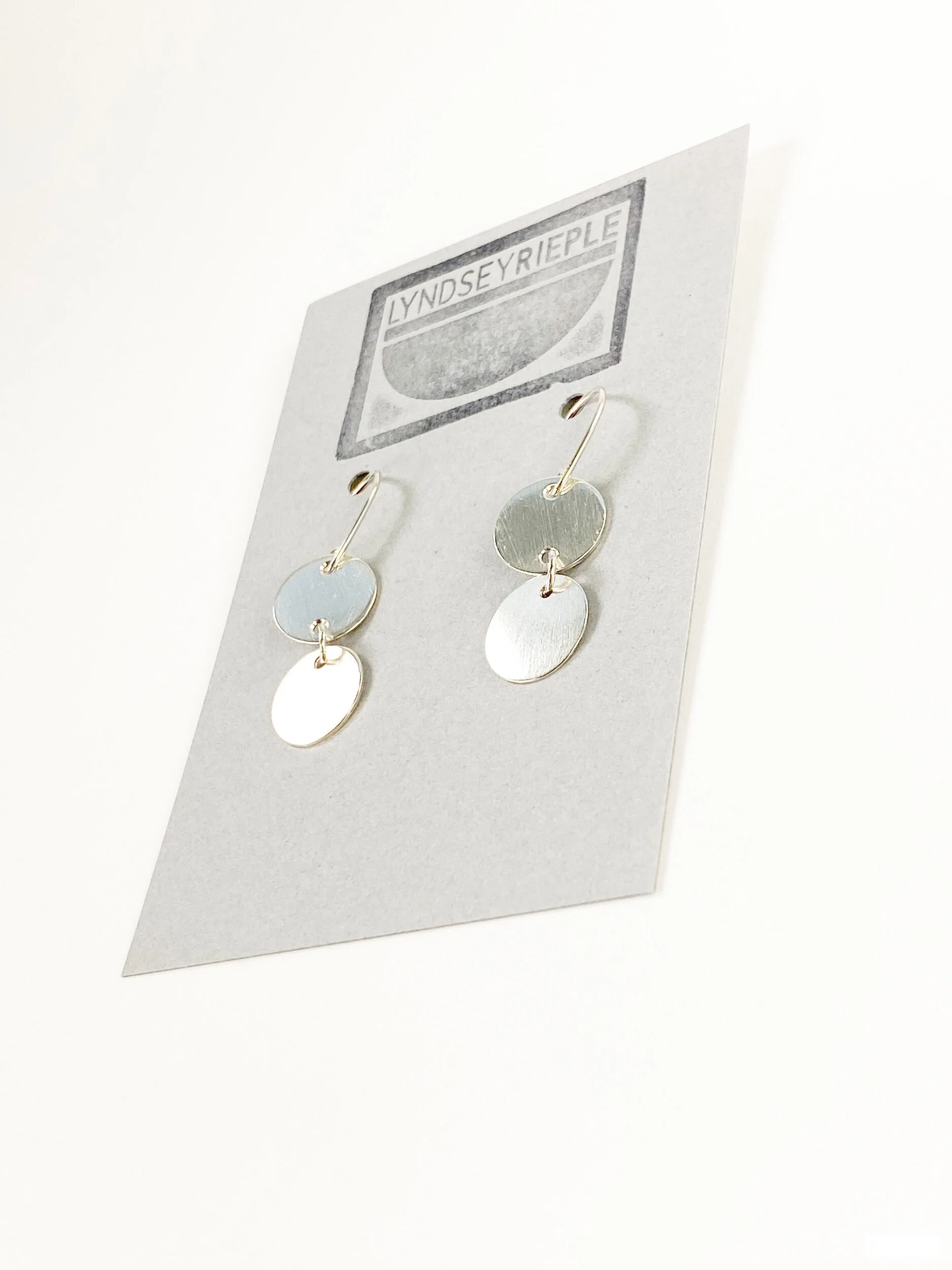 83FE13A4-9CE0-42E3-93FC-AA43789EAA48