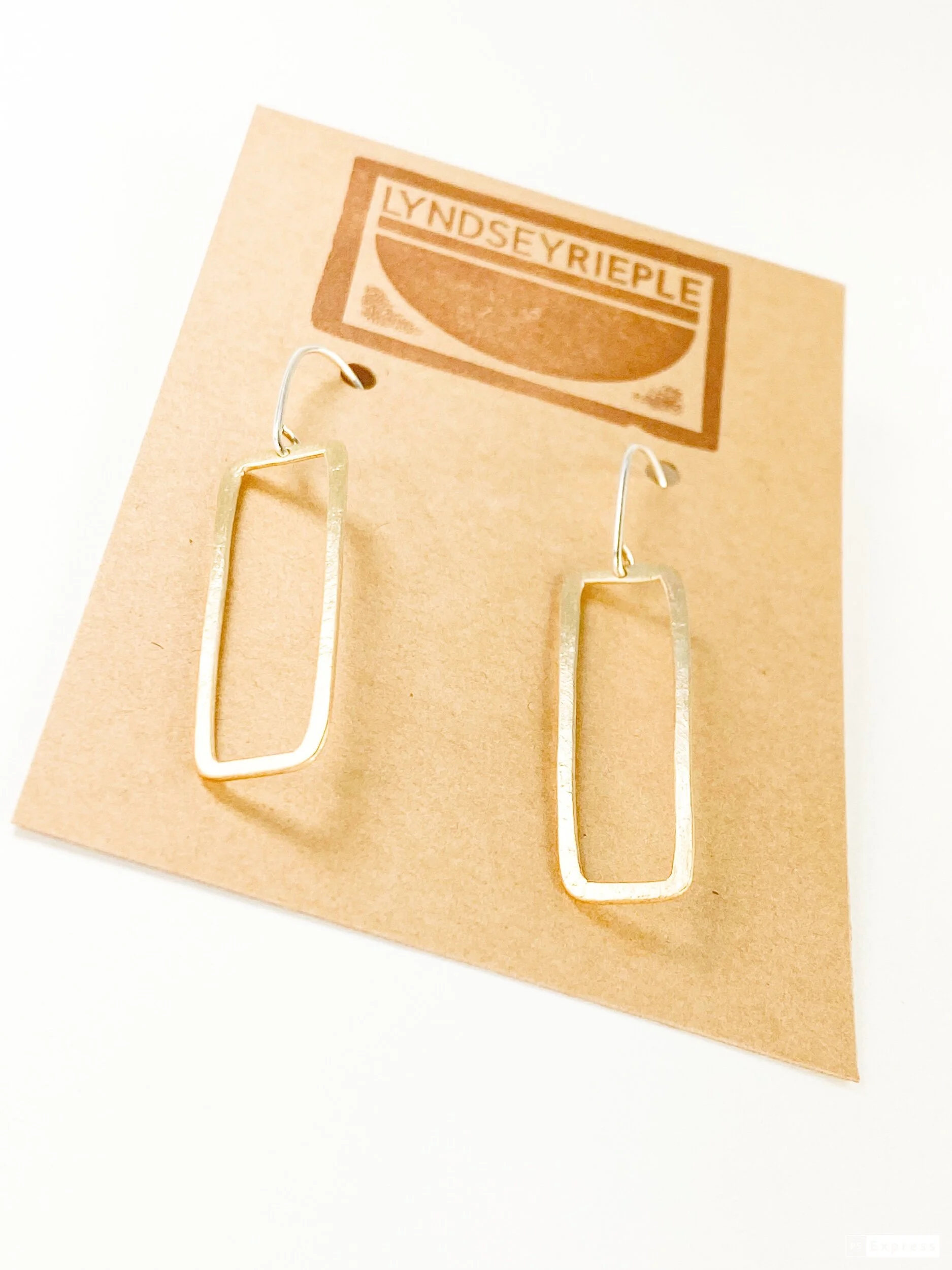 BE37247E-C028-410B-ABDF-396D291C70A9