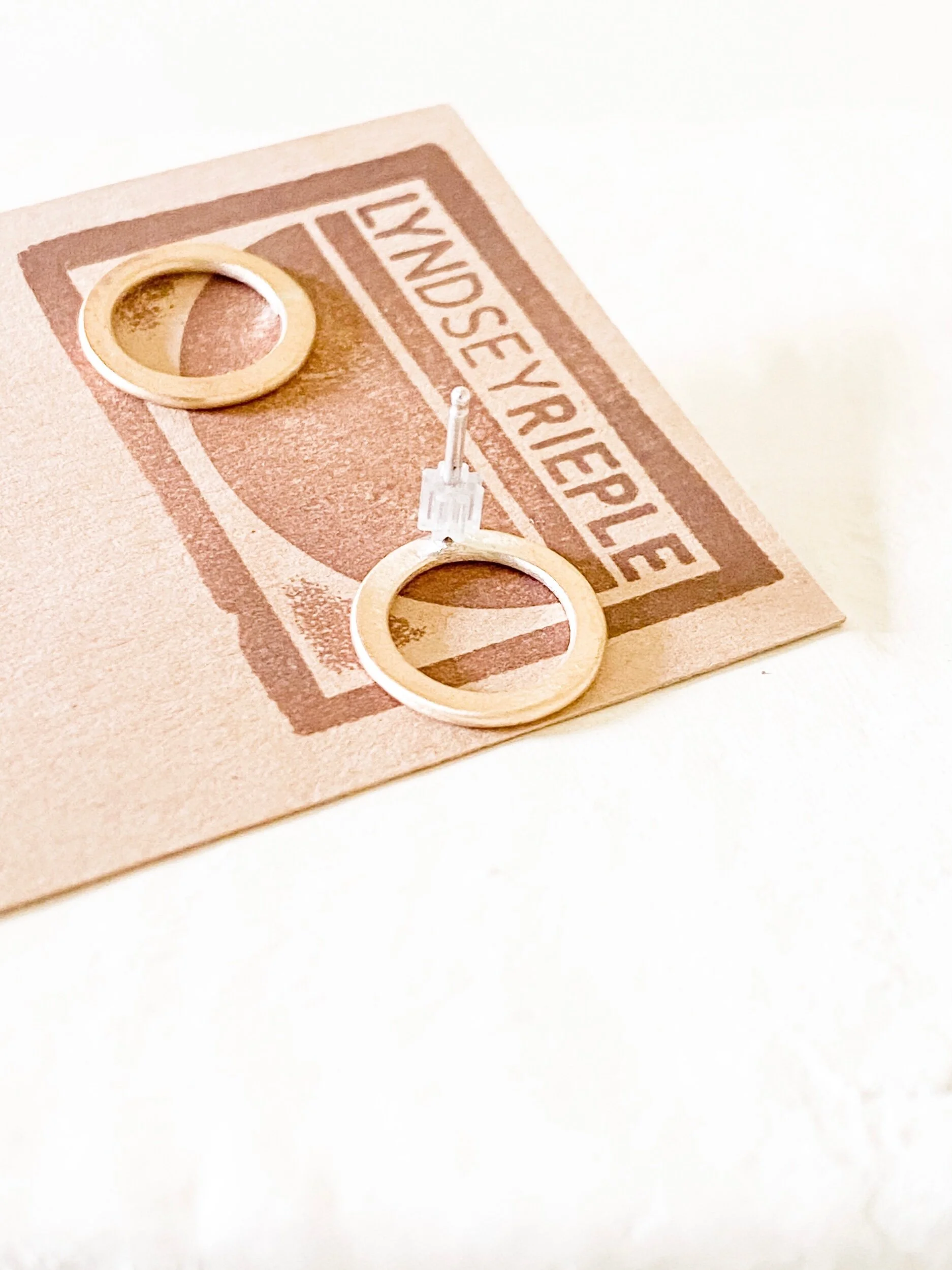 0D12AE79-8583-4665-AA0C-F5665E544C06