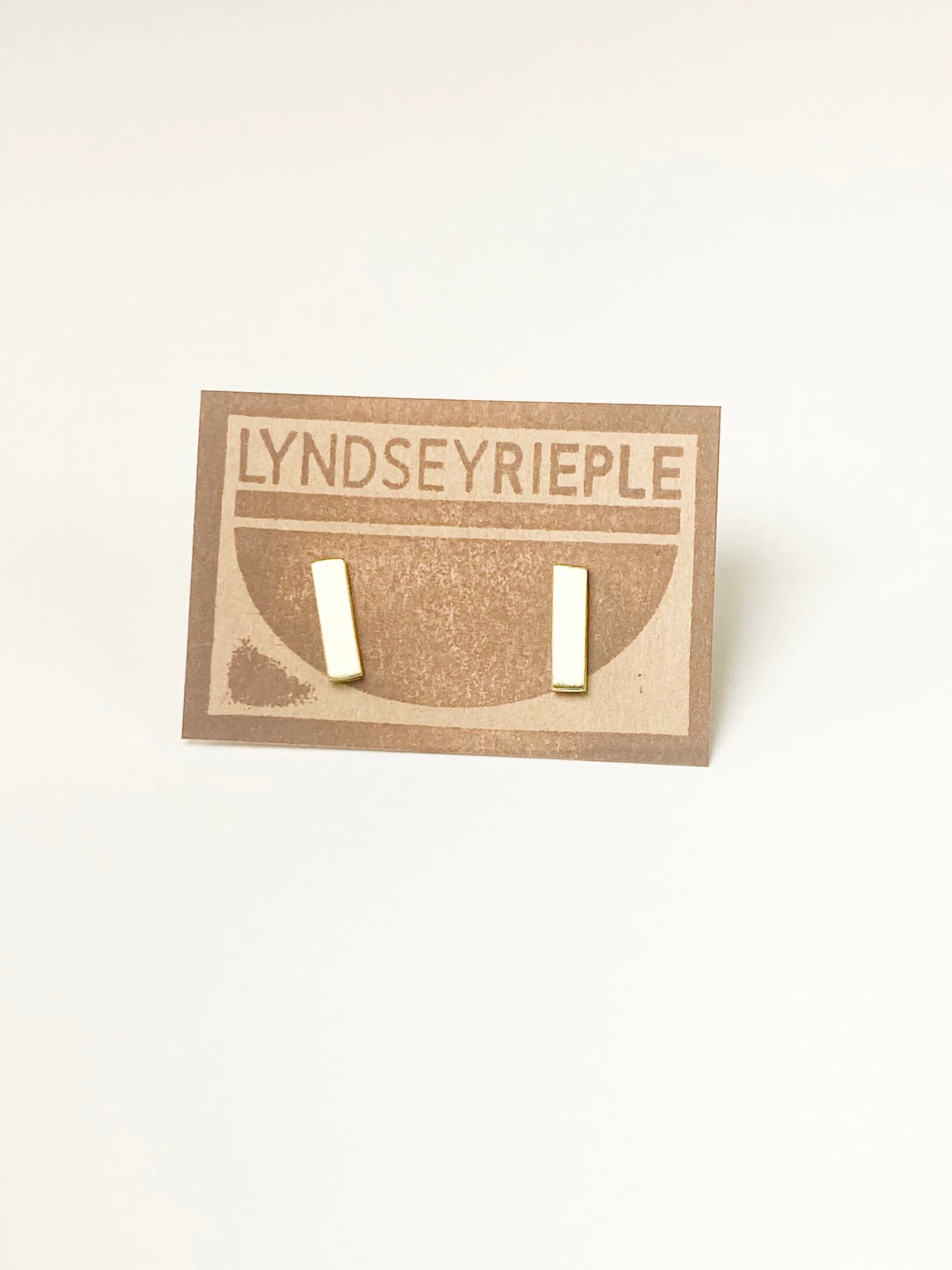 FCE5CDE3-4B53-448B-A58B-13572F6106DF