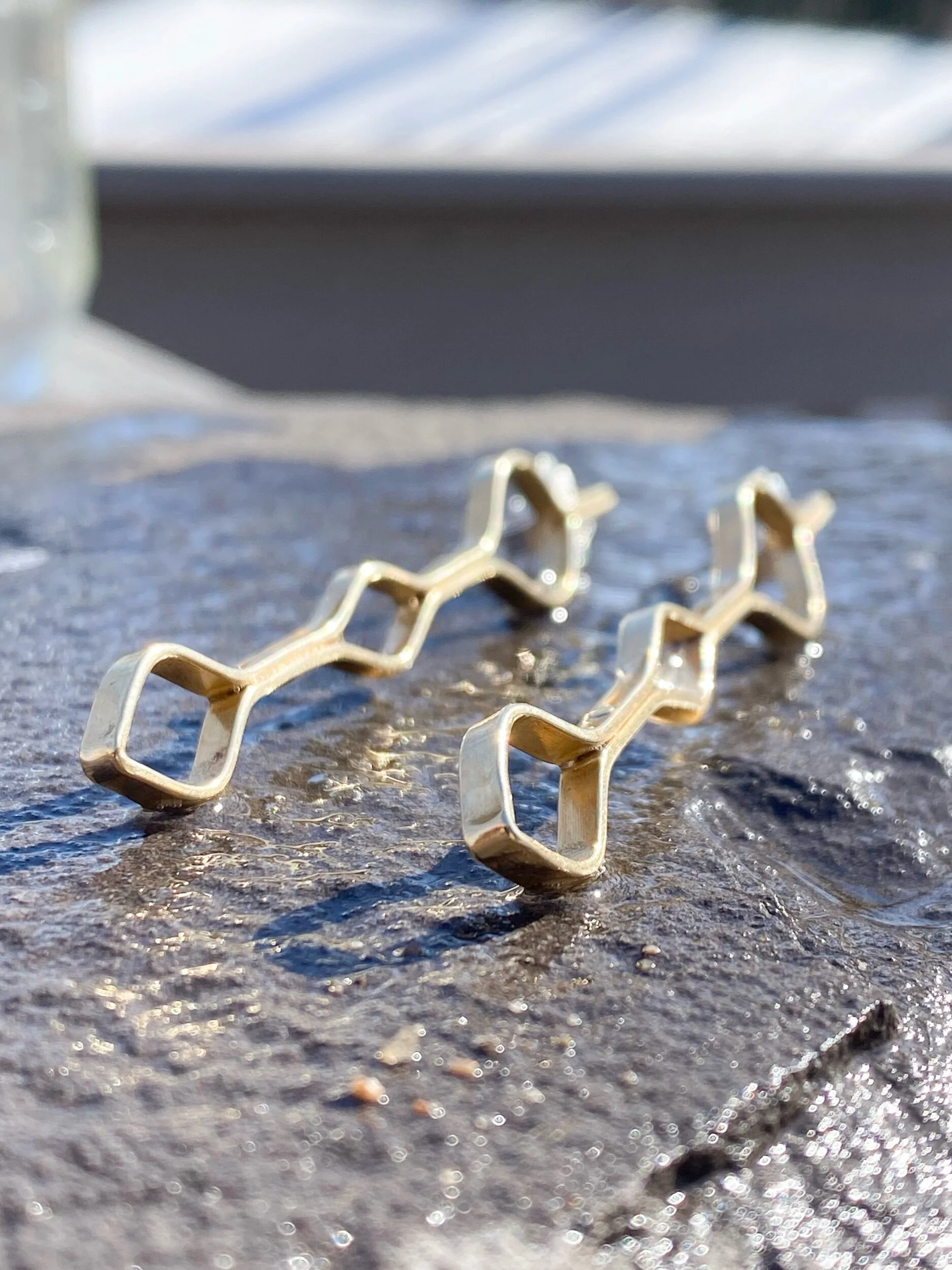 99331395-E966-4C2B-BA2E-96654153AED9