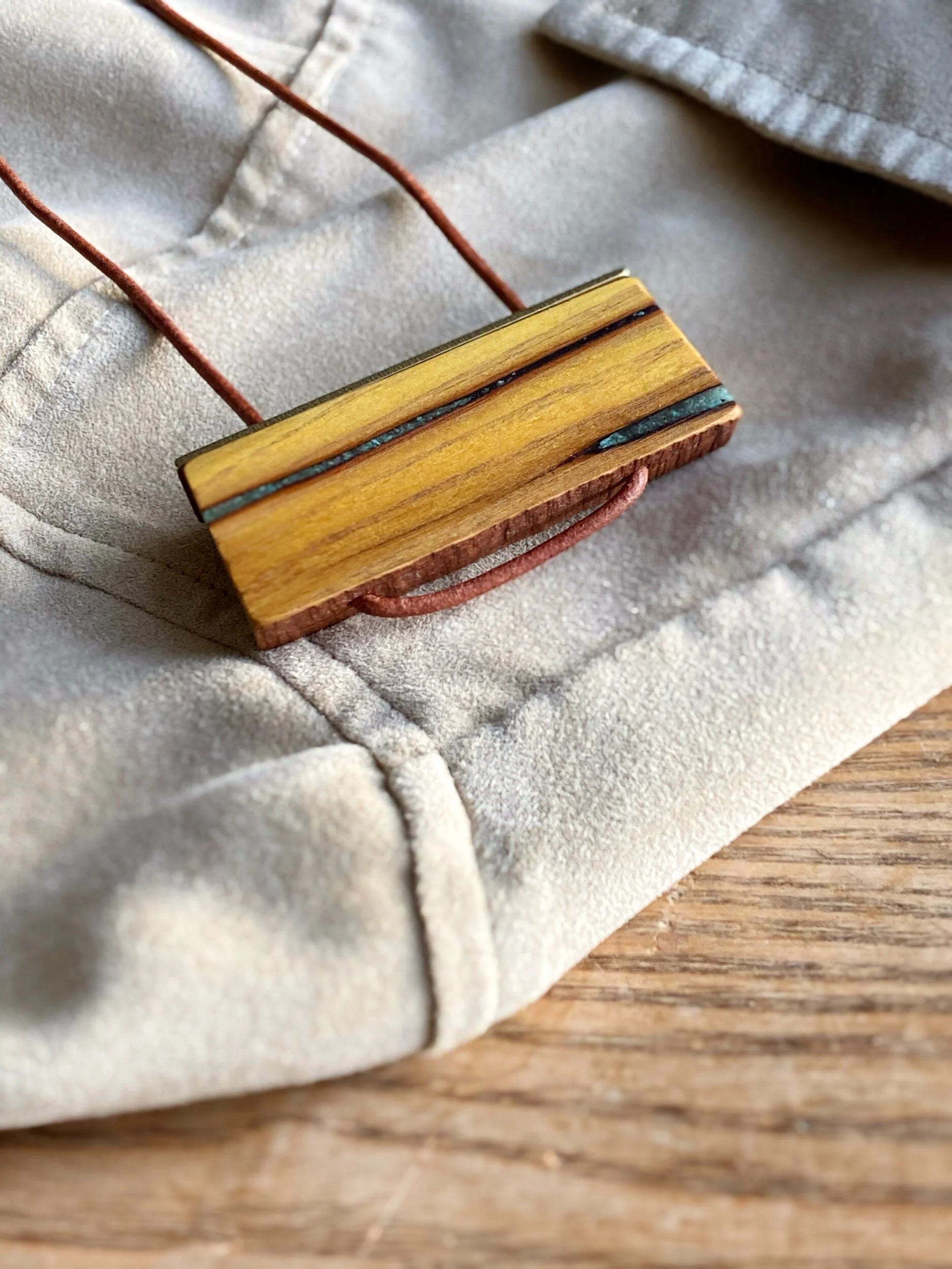 B3FCBA6E-D6C6-4A5E-A0C8-A75A8E4ED74D