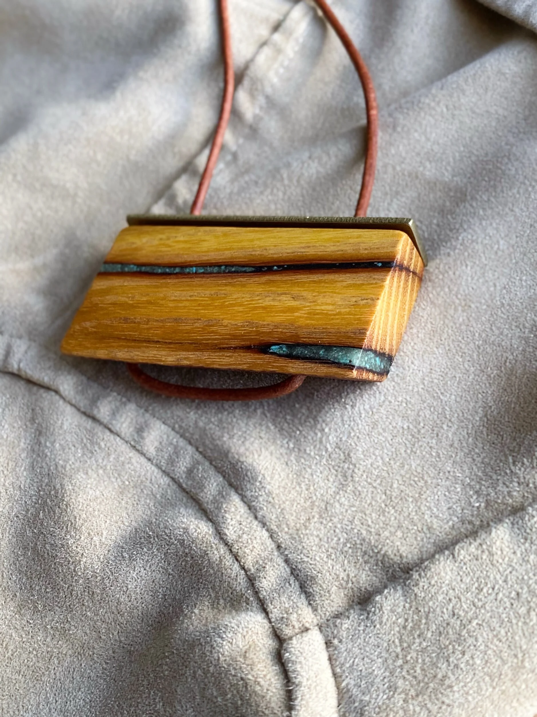 4CFF9ACF-26BB-43CB-B299-F103D64F6B03