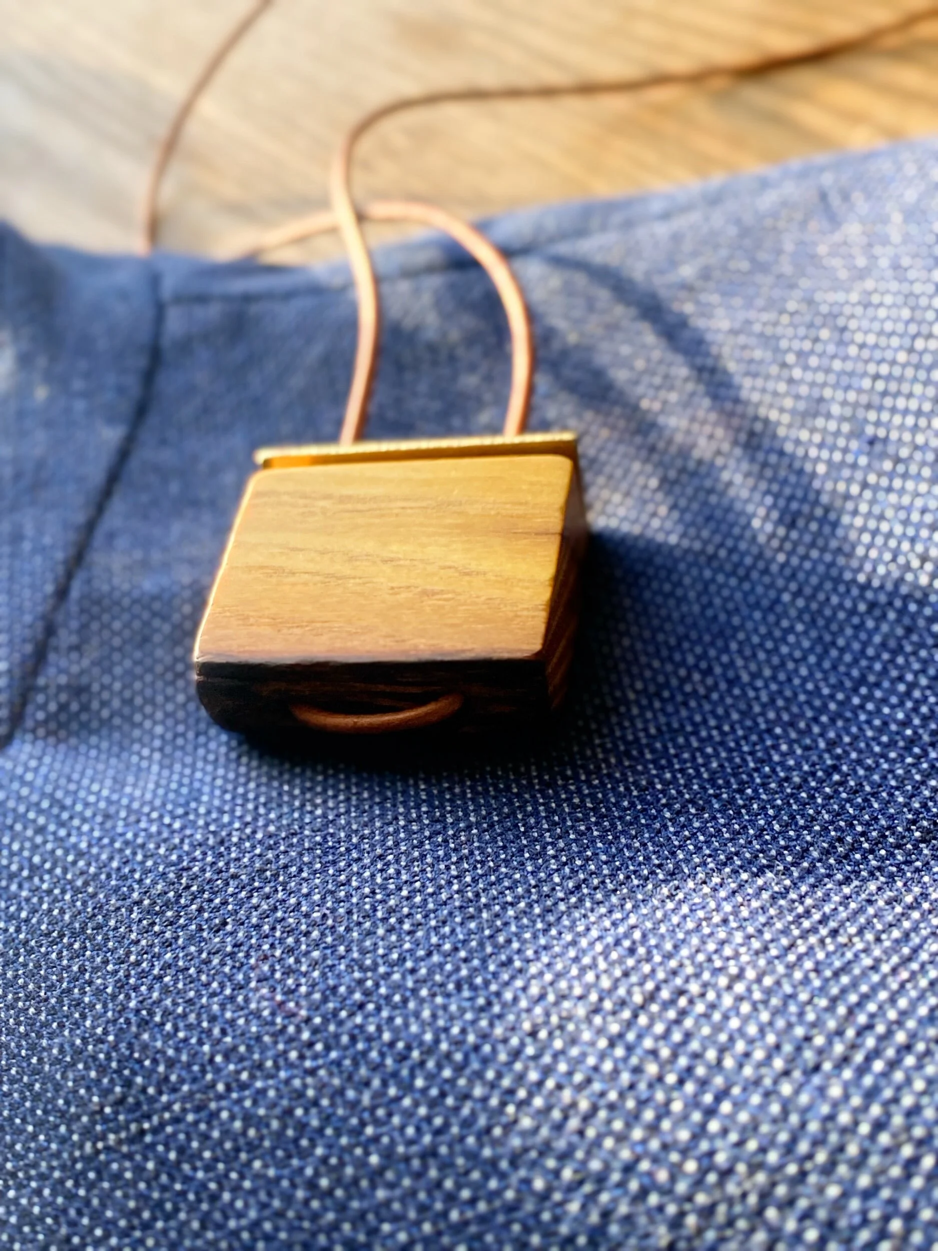 E8B68FB9-507A-4910-A1A4-2C83A86F8A11