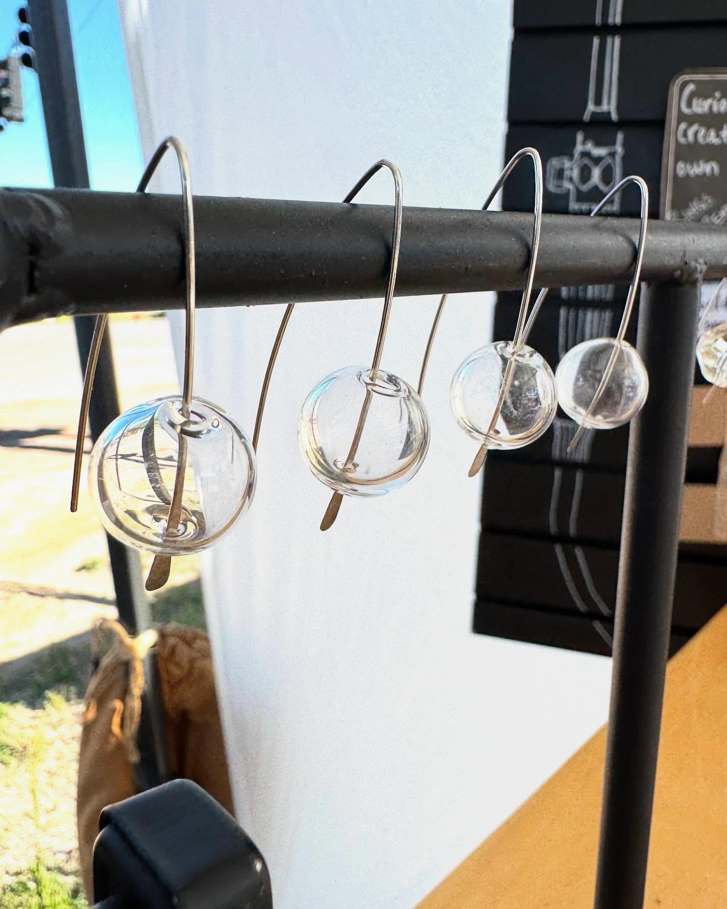 Requests from last week are here with some new designs! Here until 1 pm today @backyardmarketinbf 🌞

#saturdaymarket #coloradomarket #shoplocal #handmadejewelry #artisanmarket
