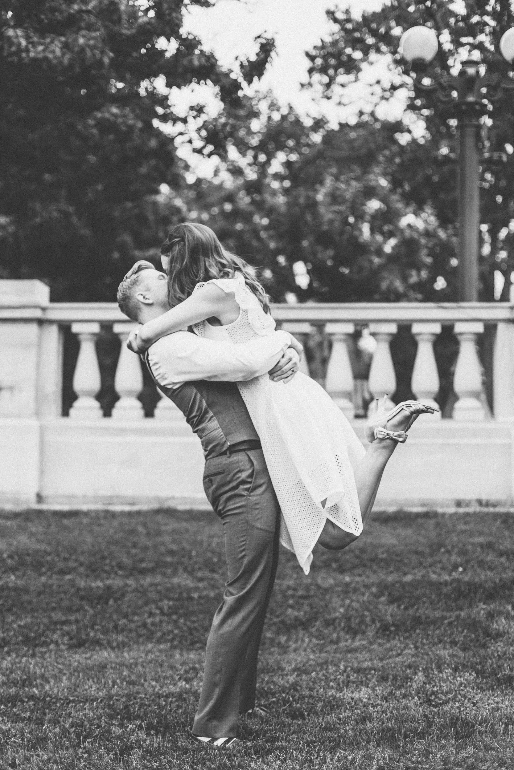 Blog-Lindsey and Dustin 5.18.18-131-2.jpg