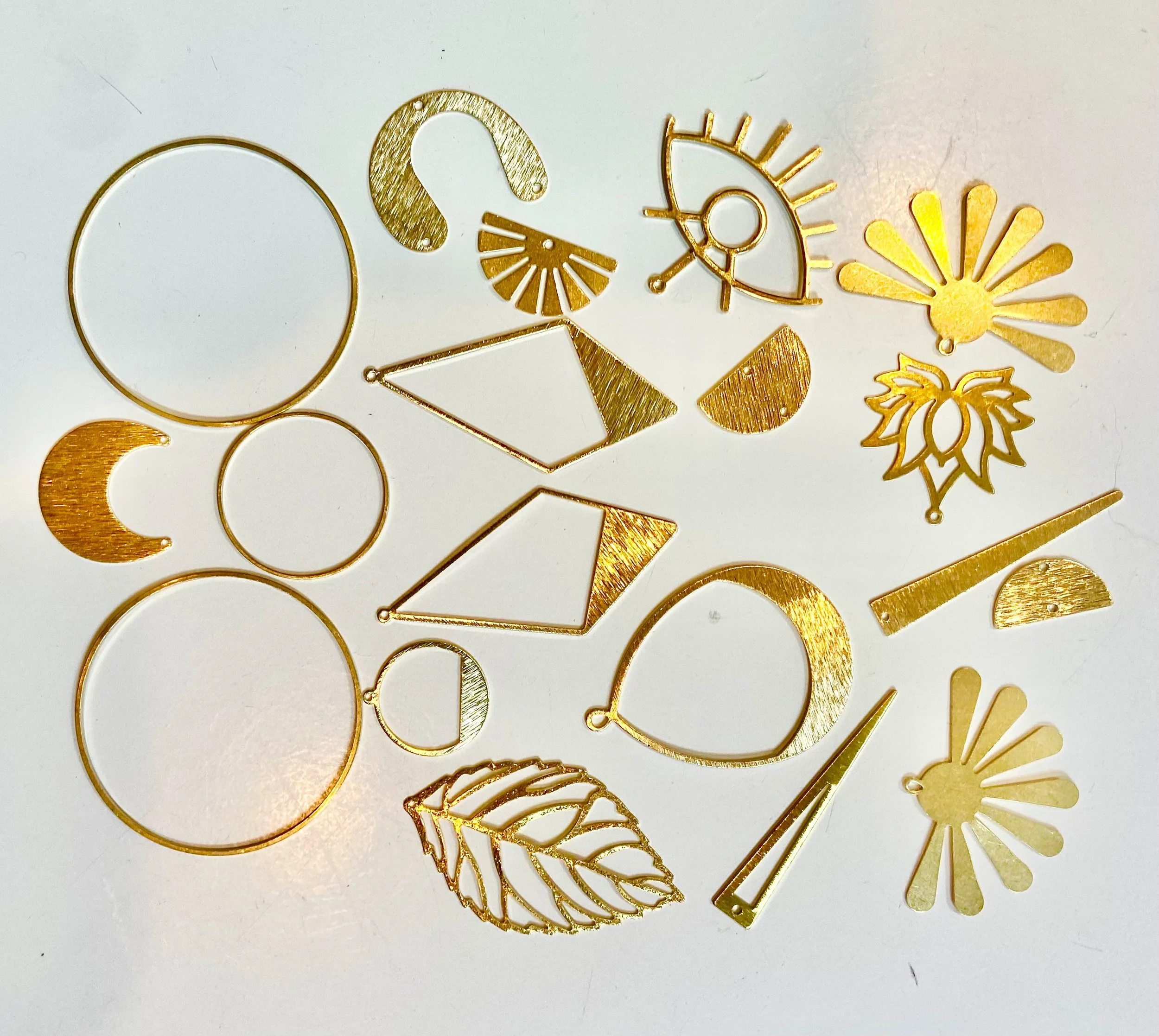 Floral Resin Jewelry — i heart art