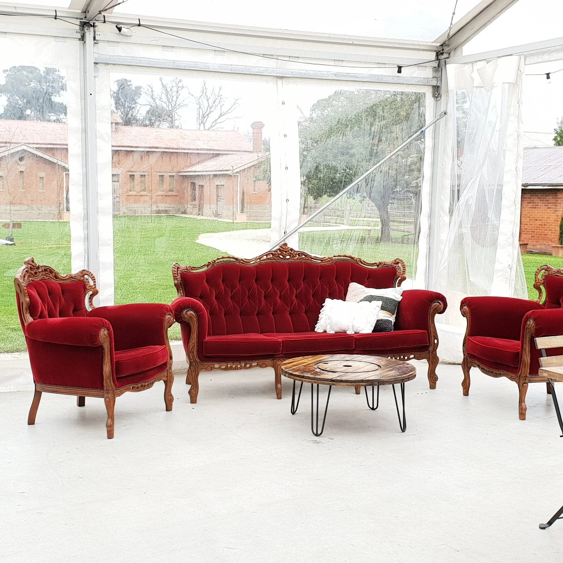 Vintage Crimson Red Lounge