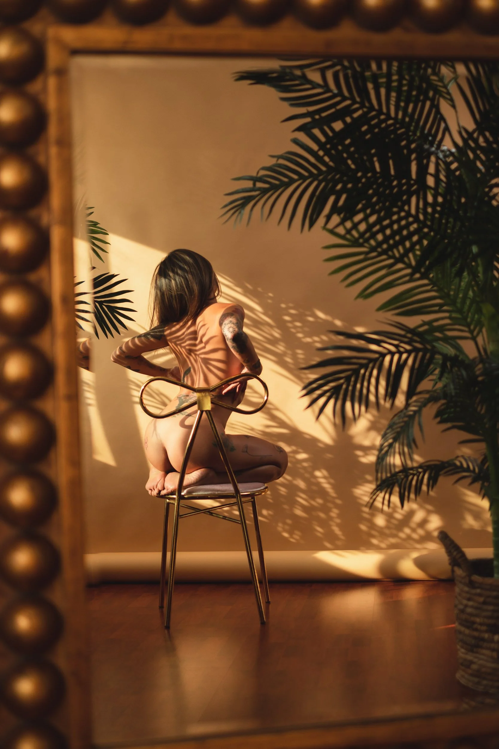 Linda_mirror (final)-10.jpg