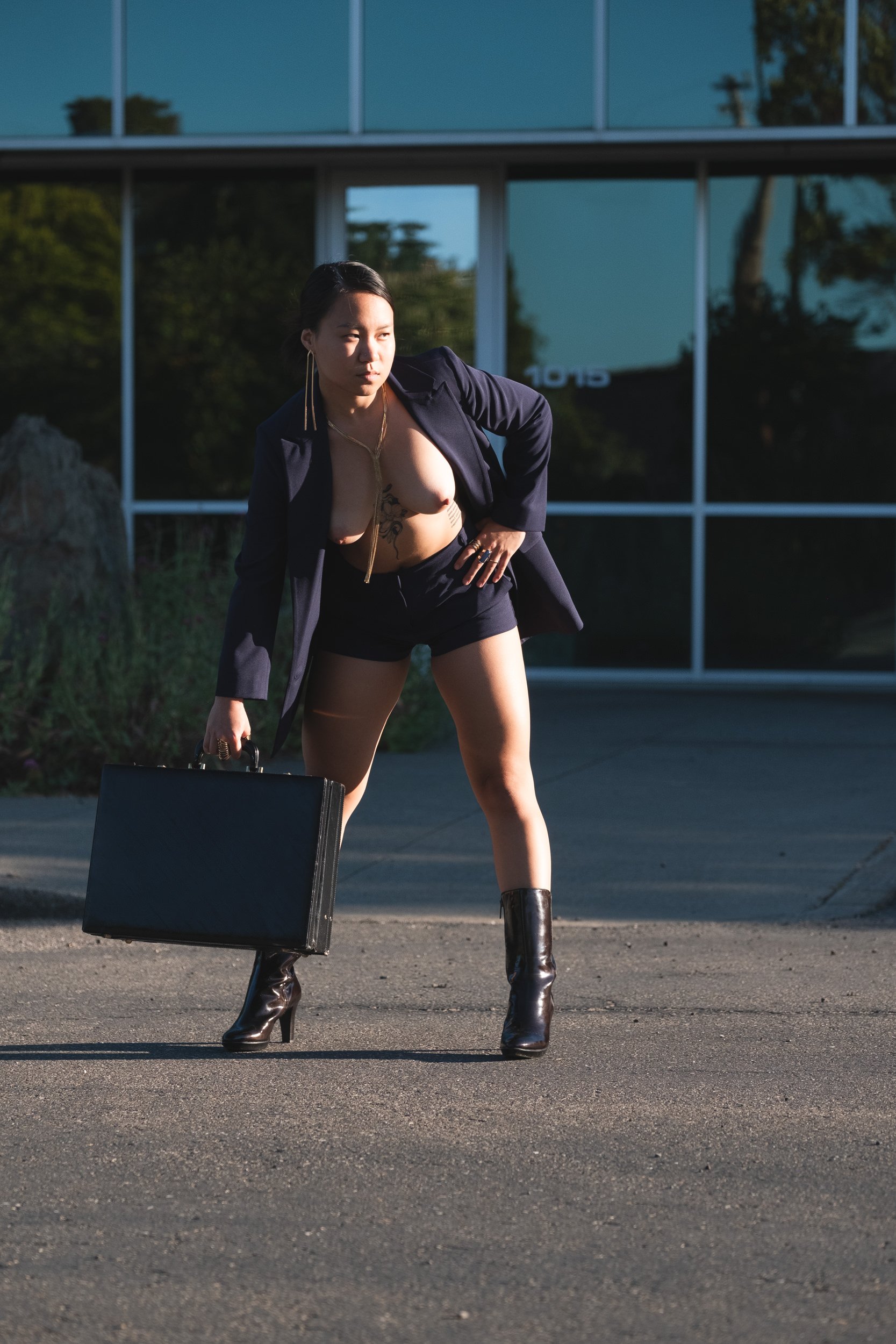Jenny_suitcase (final)-2.jpg