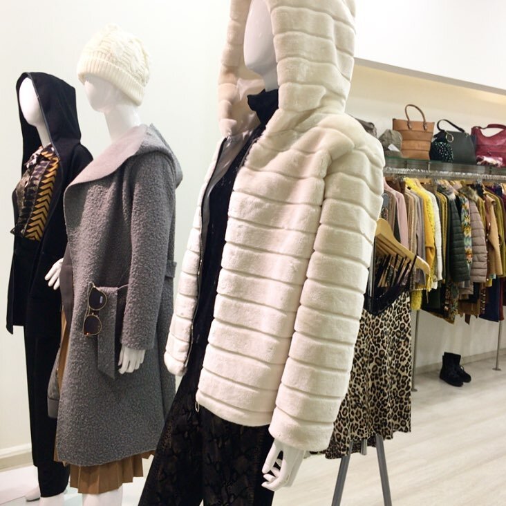 Winter display ❄️ .
.
.
.
www.imagine-shop.gr
#imagine #style #fashiongram #instastyle #love #girl #new #clothing #fashion #windowdisplay #winter #photooftheday #ig_greece #follow #neaerythraia #imaginegirl
