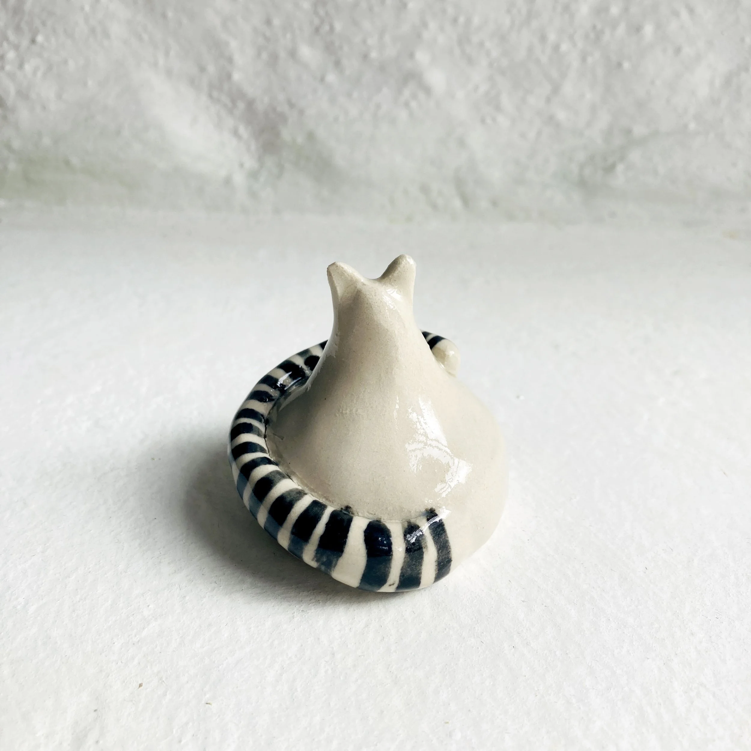 buddhacat_ceramicplate_biancatschaikner3.jpg