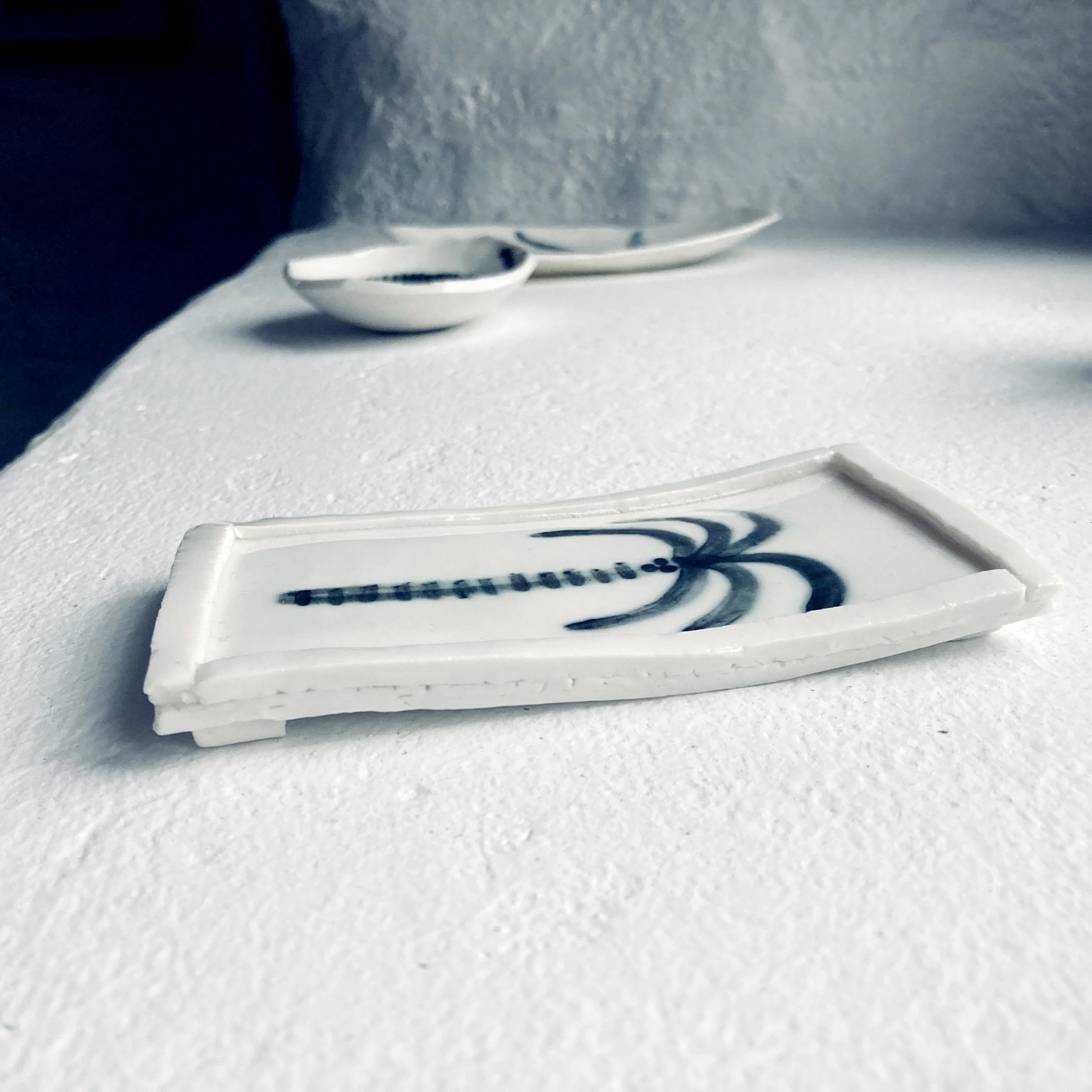 palmtray_porcelainplate_biancatschaikner2.jpg