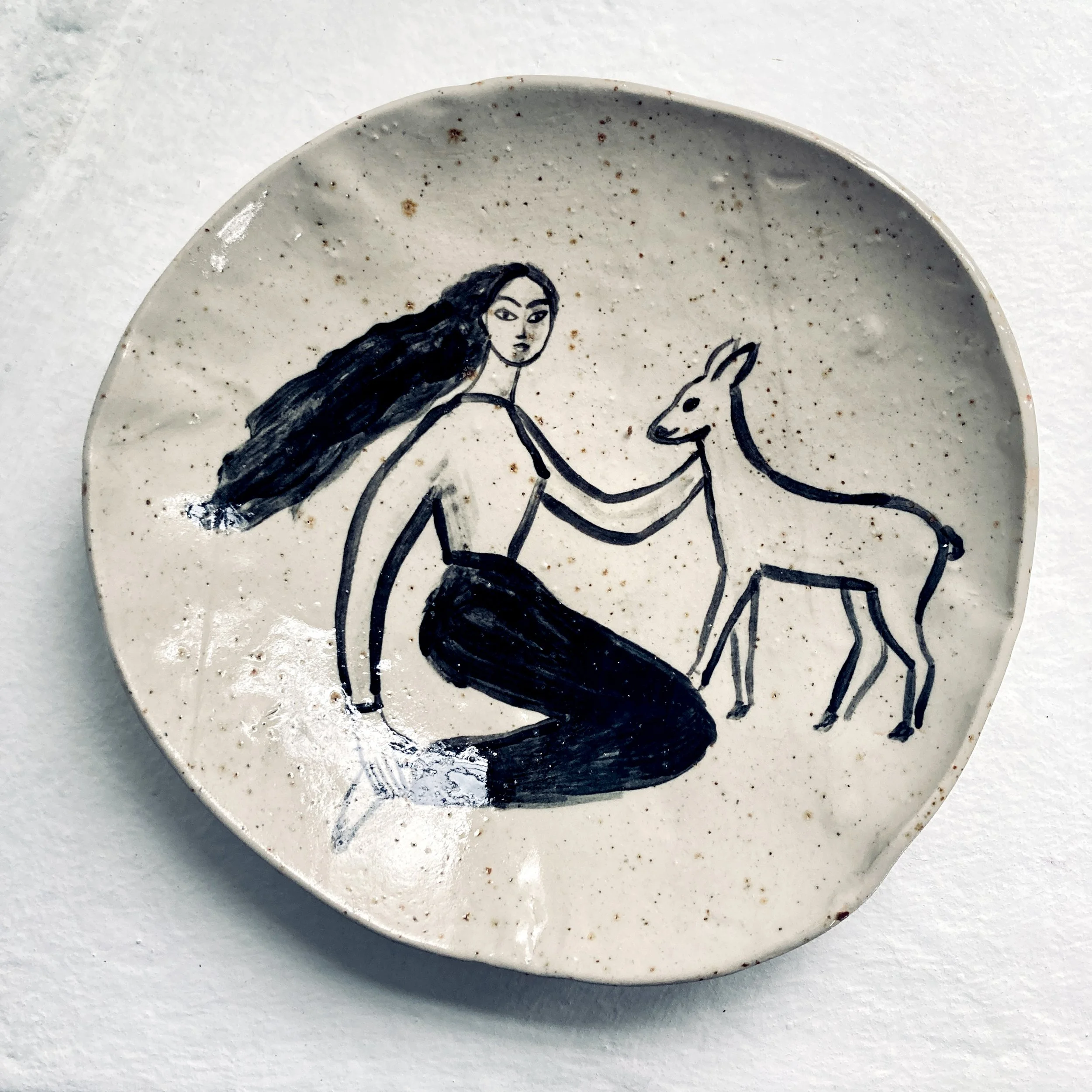 womananddeer_biancatschaikner_keramikstudiodornbirn1.JPG