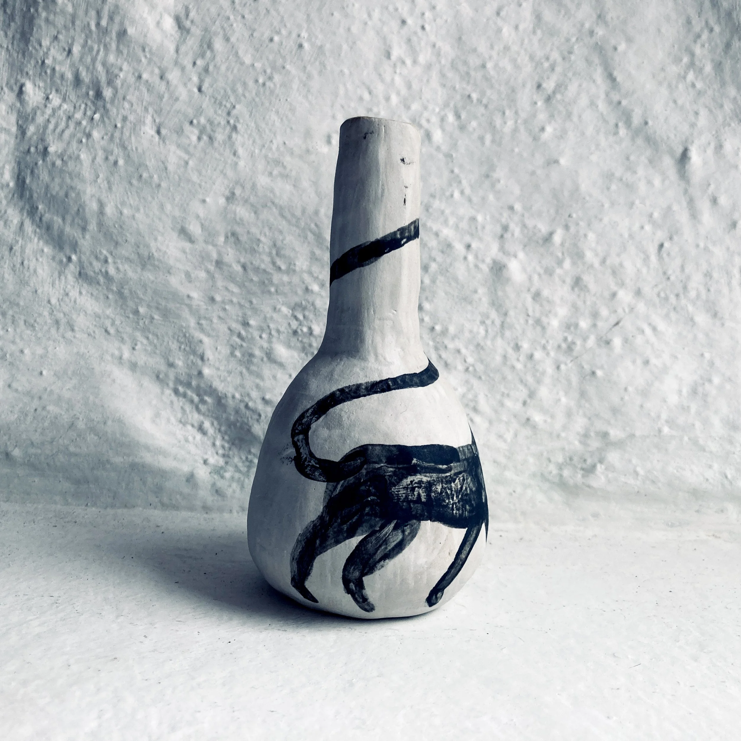 panthervase_biancatschaikner_porzellan3.jpg